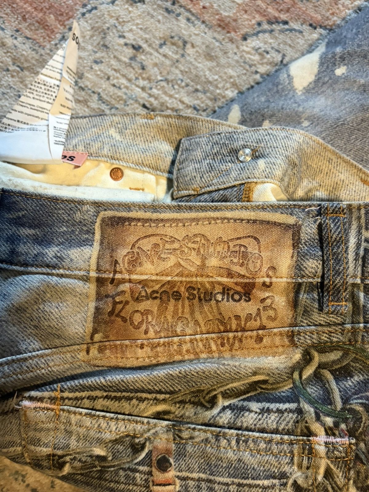 Acne Studios acne studios trompe l'oeil print keychain baggy jeans Size US 32 / EU 48 - 8 Thumbnail