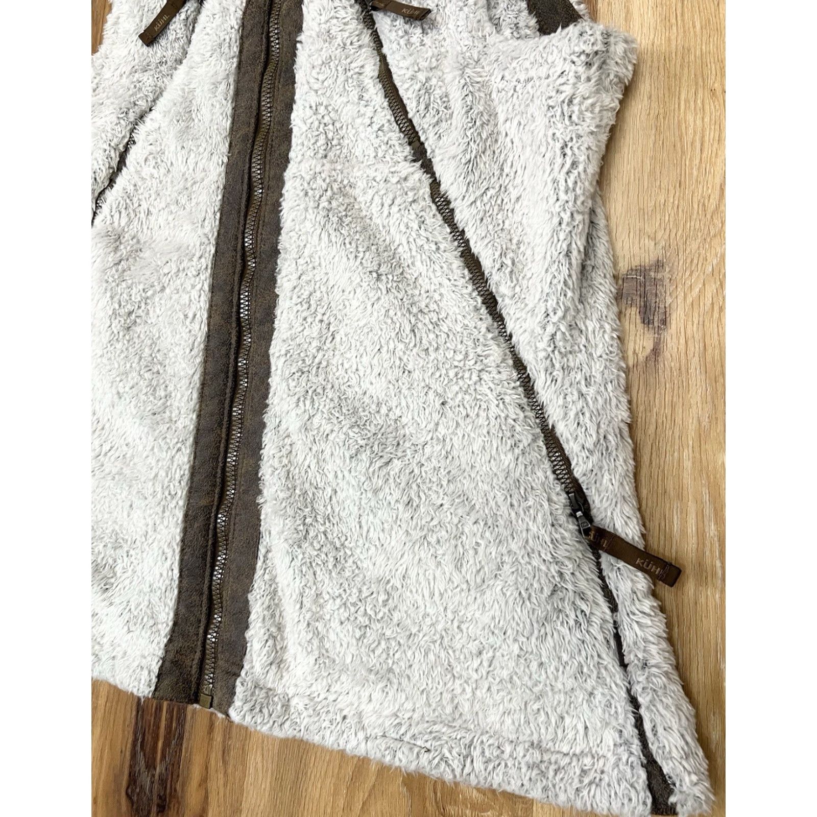 Vintage KUHL Flight Fleece Vest Women's L Light Gray Size L / US 10 / IT 46 - 2 Thumbnail