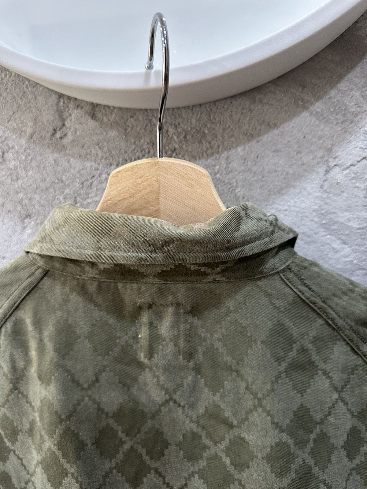Yohji Yamamoto 1990 Yohji Yamamoto AAR Yohji Studio Rare Printed Army Shirt Size US M / EU 48-50 / 2 - 14 Thumbnail