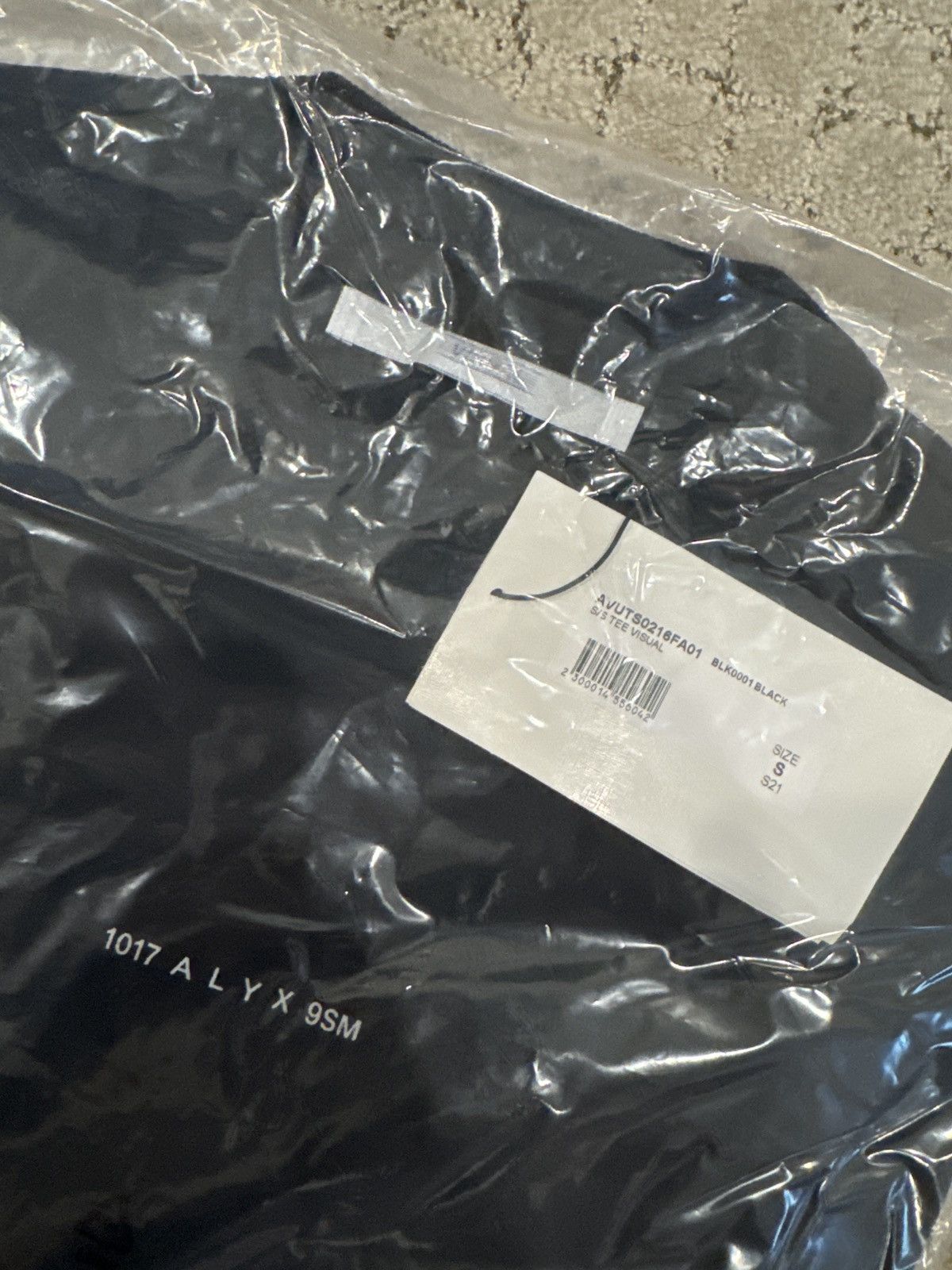 1017 ALYX 9SM 1017 Alyx 9sm SS visual tee Size US S / EU 44-46 / 1 - 1 Thumbnail