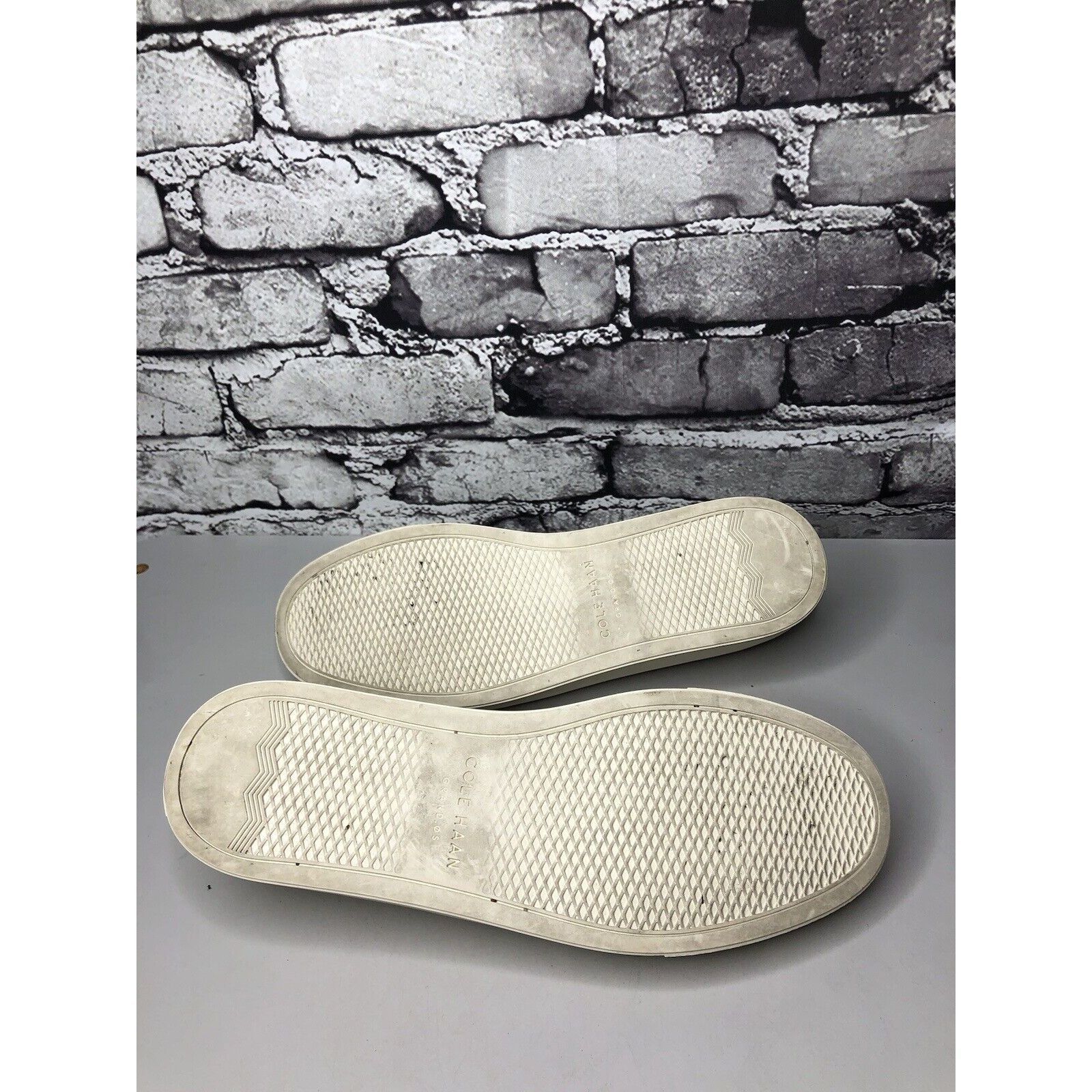 Cole Haan Cole Haan Grand Pro White Leather Slip On Casual Sneakers Sh Size US 9 / IT 39 - 8 Thumbnail