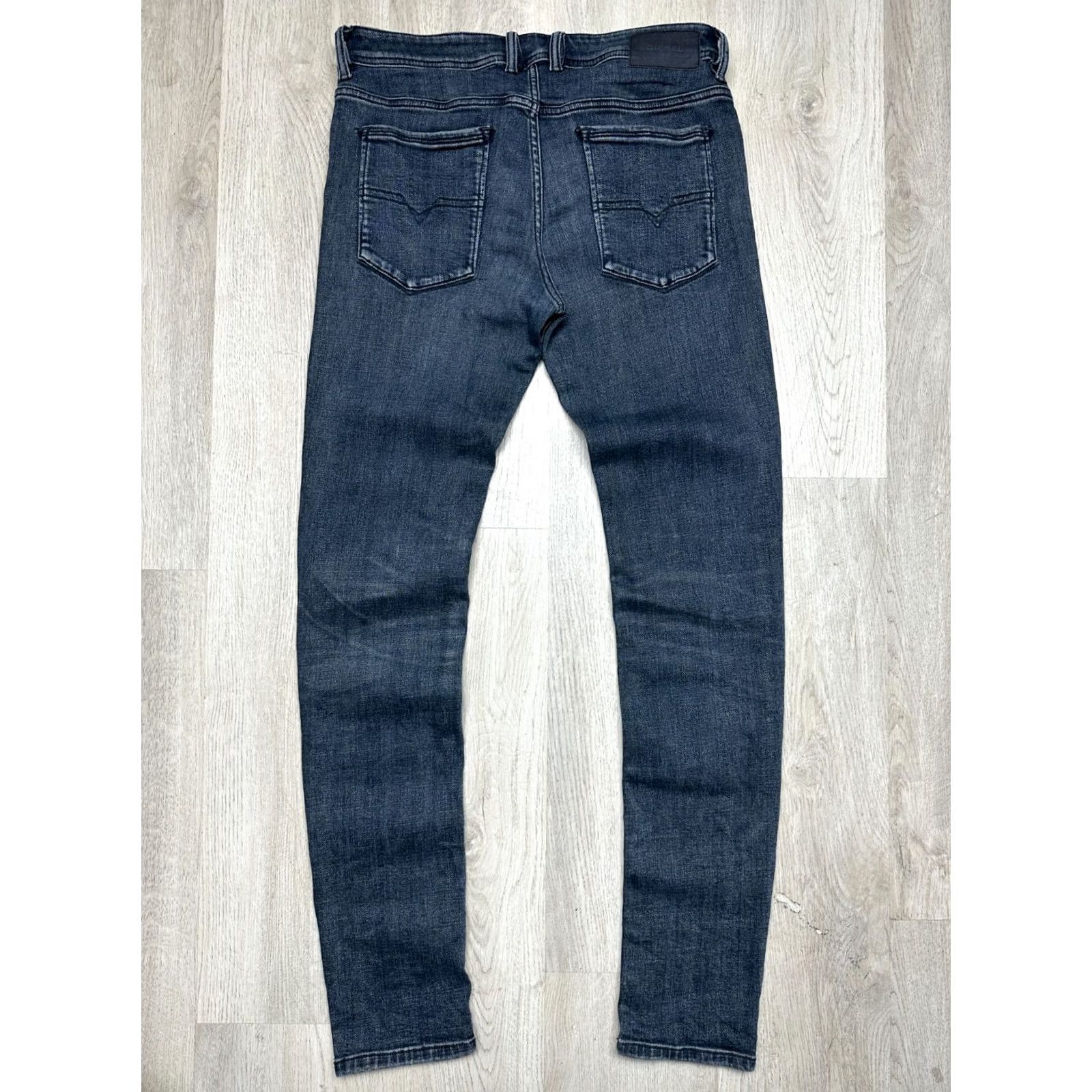 Diesel Diesel Sleenker Jeans Mens Denim Pants Regular Size 32 Blue Skinny Slim 32 Inseam 32 Waist 32 Model Diesel Sleenker Style Skinny Color Blue Mens Size US 32 / EU 48 - 6 Thumbnail