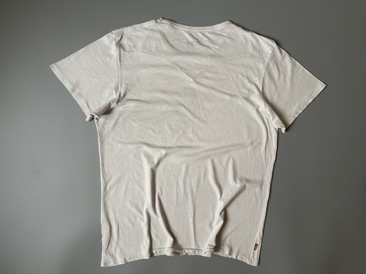 Levi's Levi’s 00s vintage RARE art tee , L, fits M , 8/10 Size US L / EU 52-54 / 3 - 10 Thumbnail