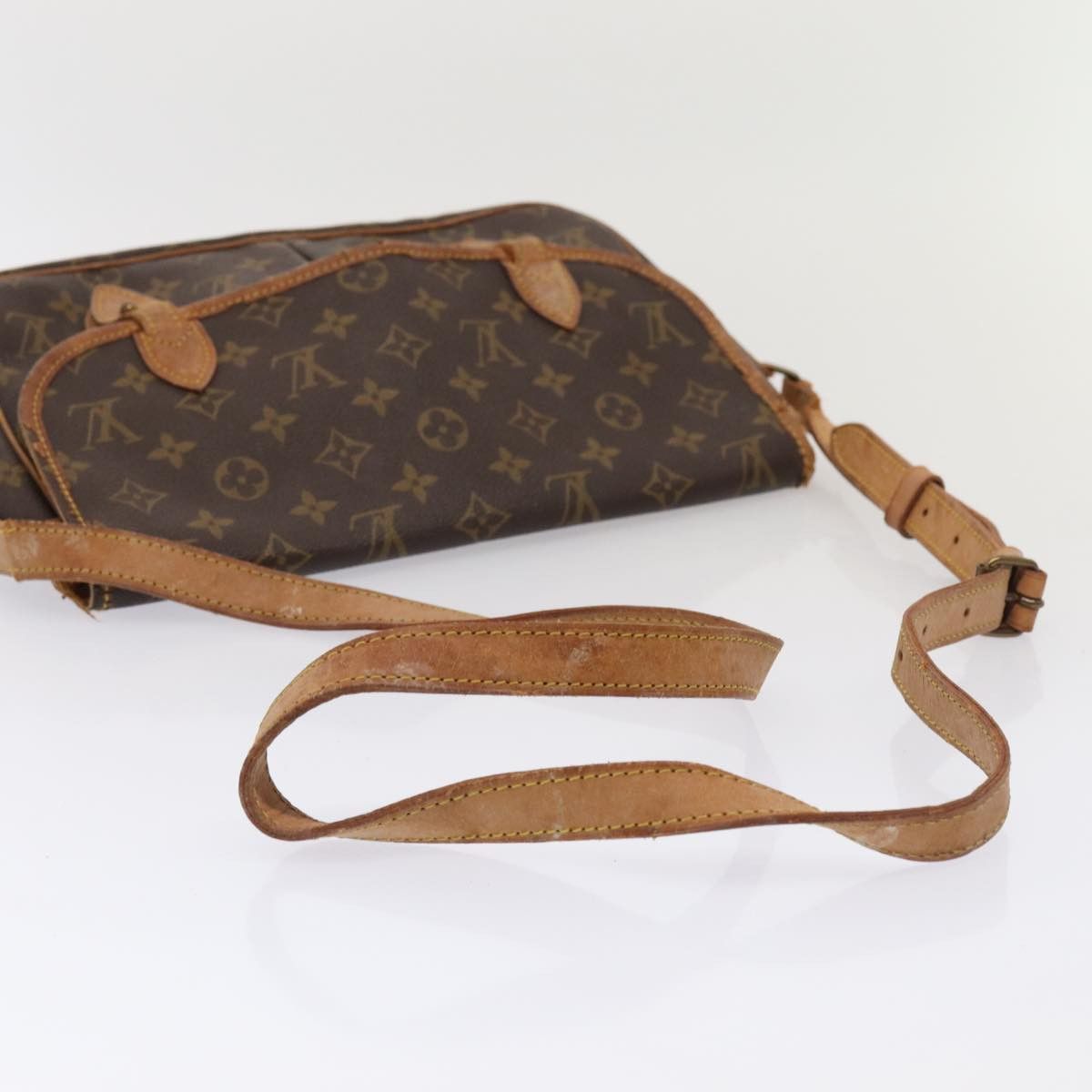 Louis Vuitton LOUIS VUITTON Monogram Gibeciere MM Shoulder Bag M42247 Size ONE SIZE - 7 Thumbnail