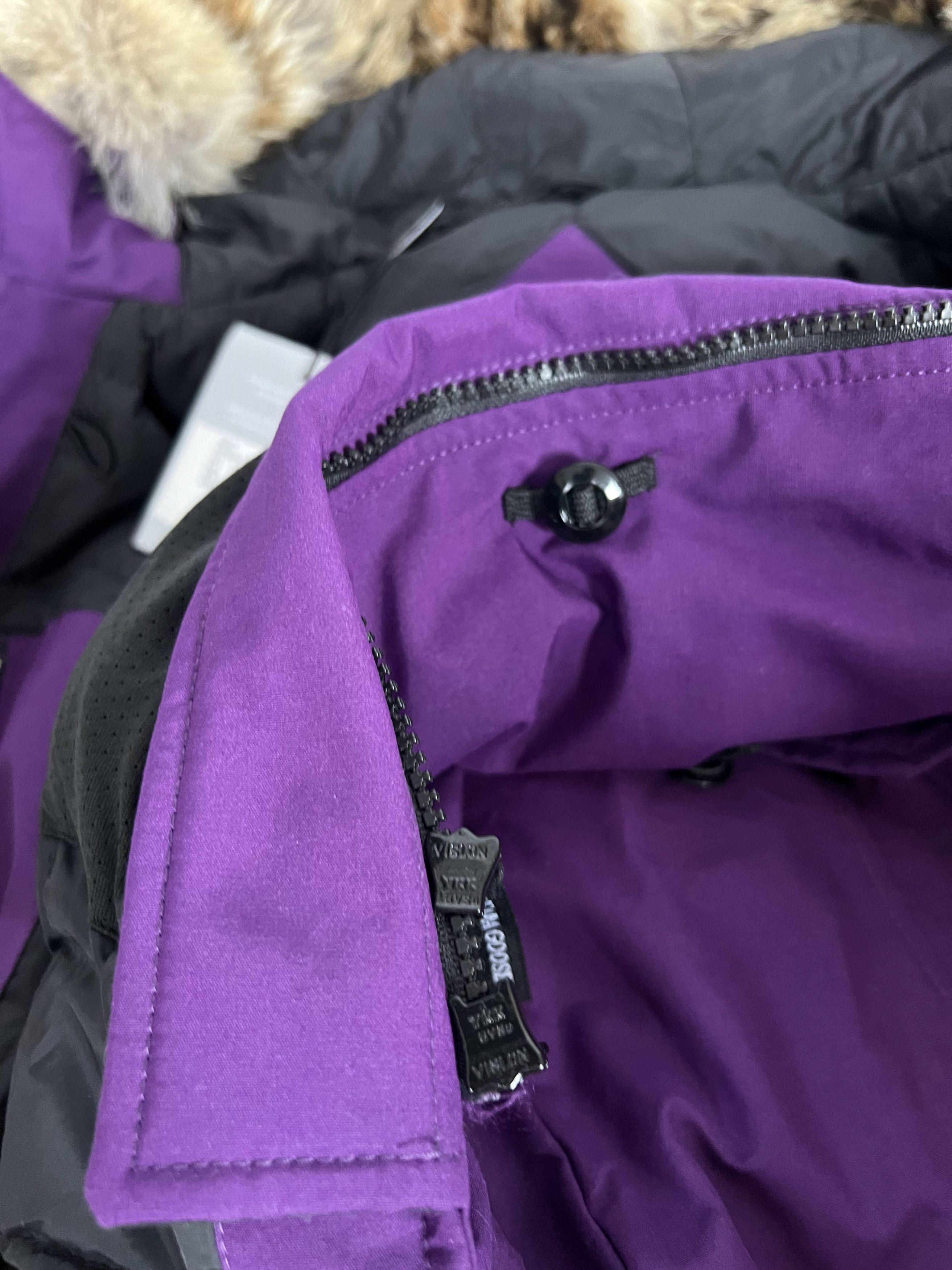 Canada Goose canada goose puffer parka size XXS-XS luxury Size XXS / US 00 / IT 34 - 16 Thumbnail