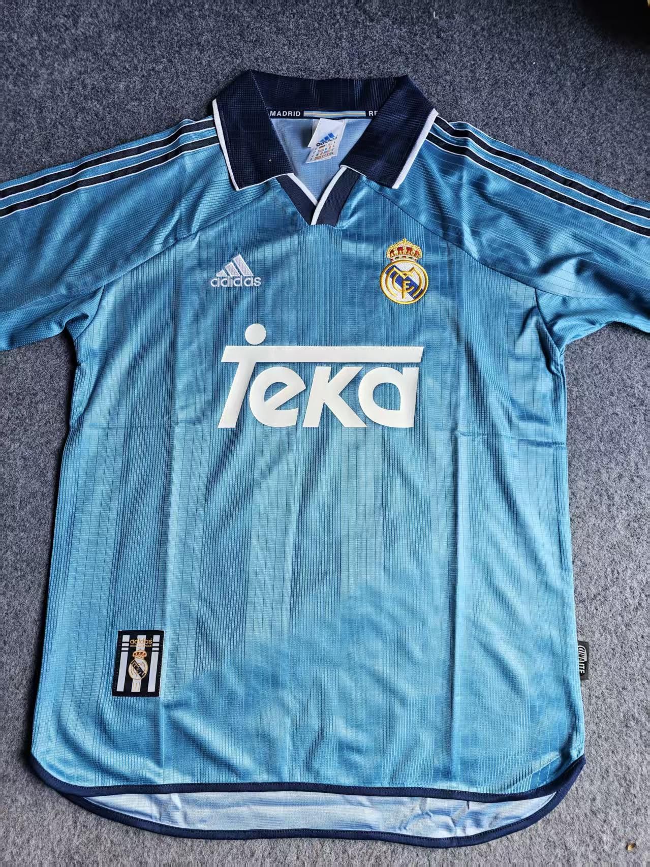 Other 1999 2000 Real Madrid Jersey Away Size US M / EU 48-50 / 2 - 1 Thumbnail