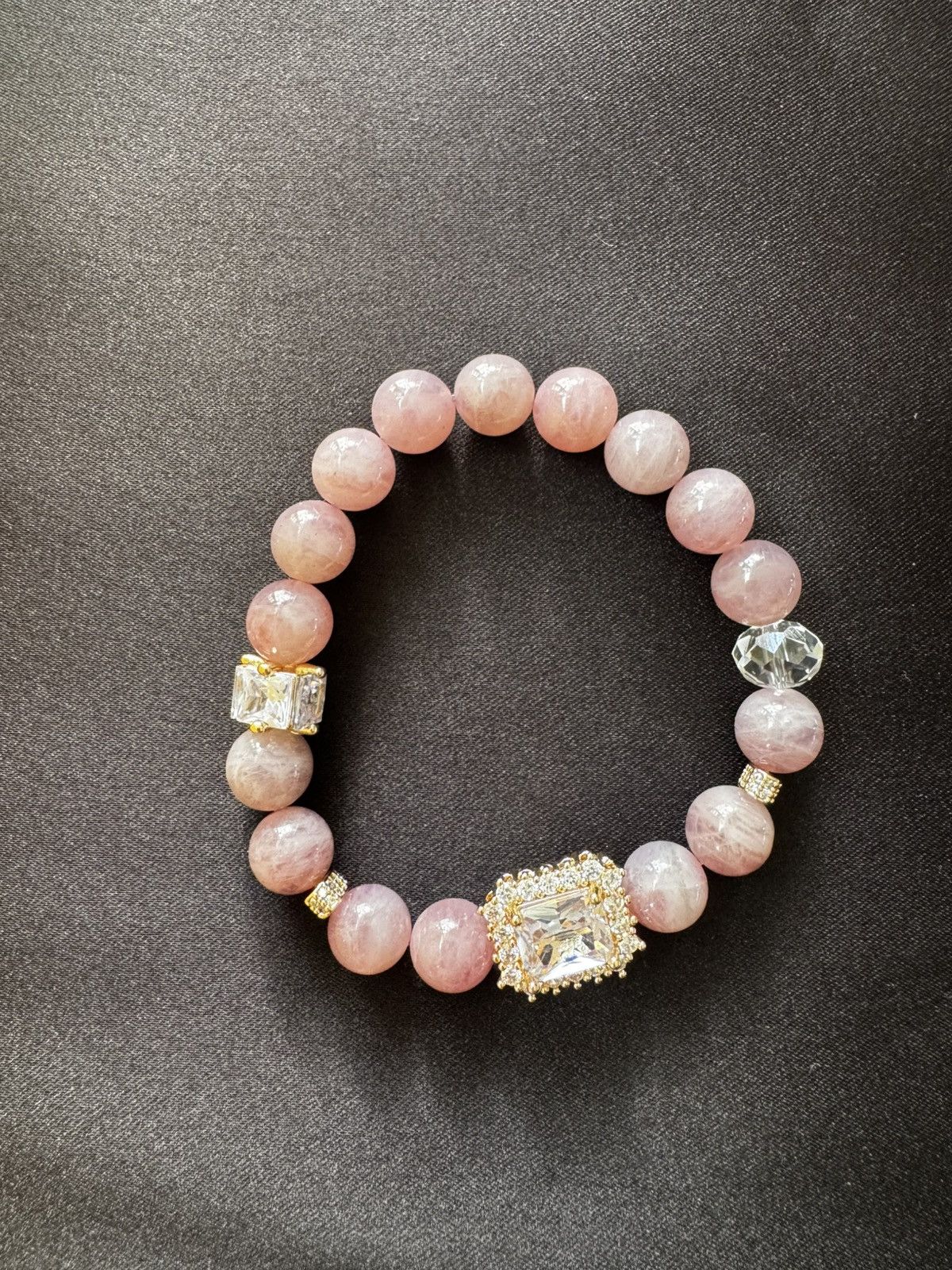 Handmade Purple pink quartz bracelet Size ONE SIZE - 3 Thumbnail