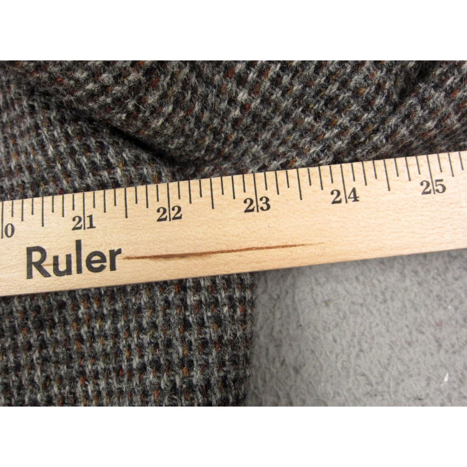 Harris Tweed VINTAGE Harris Tweed Jacket Mens L 44 Gray Scottish Wool Blazer USA Herringbone Size 42R - 7 Thumbnail