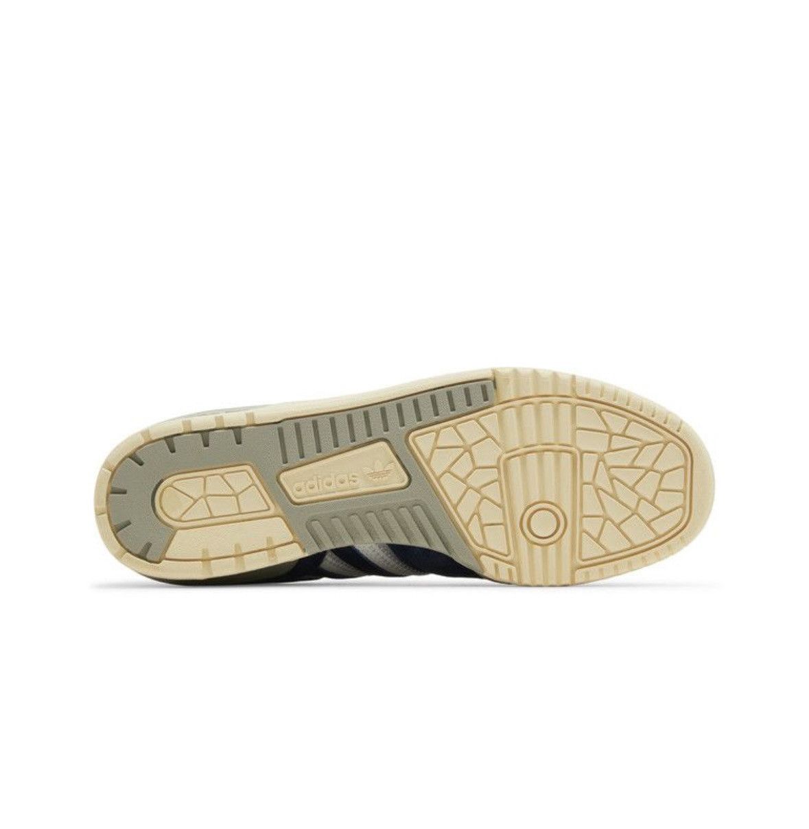 Adidas Adidas rivalry Size US 10 / EU 43 - 4 Thumbnail