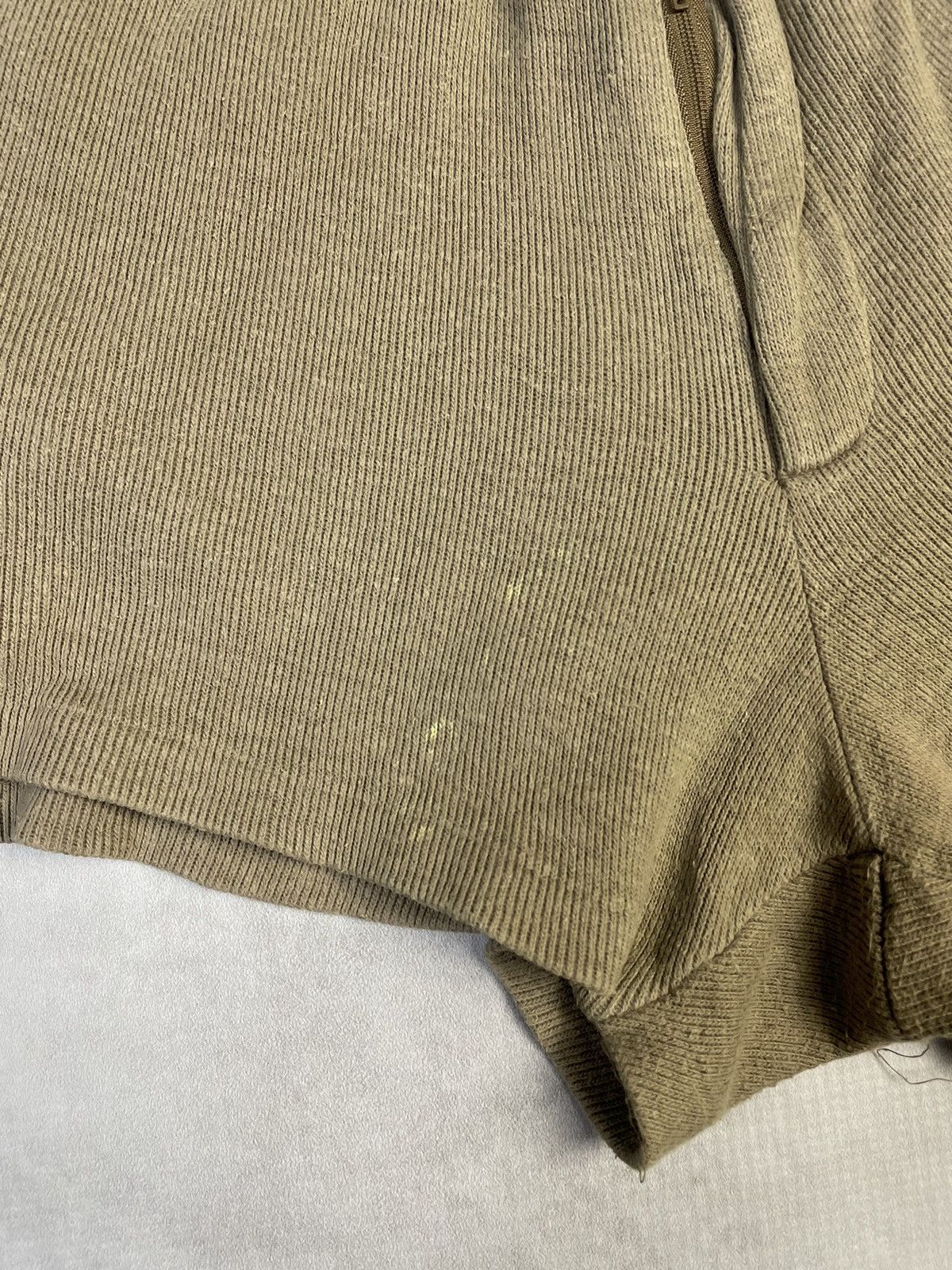 Issey Miyake 1980s Issey Miyake Men Brush Tag Rubber Dots Sweat Shorts Size US 30 / EU 46 - 9 Thumbnail