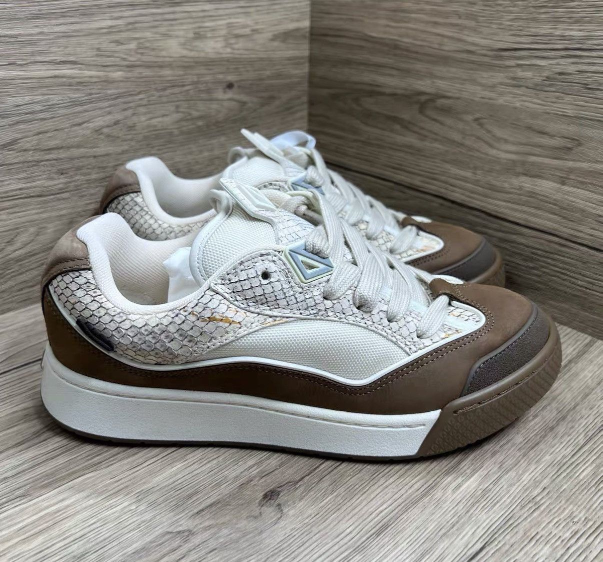 Dior Dior Travis Scott B713 Snake Pattern Sneakers J41 Size US 8 / EU 41 - 2 Thumbnail