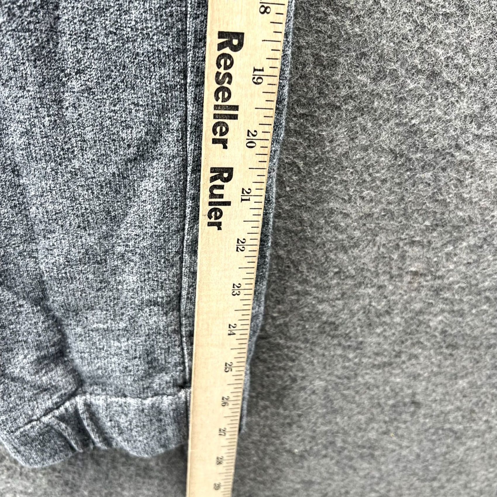 Levi's Levi's Jogger Womens 32 Gray Elastic Waist Fleece Cotton Casual Pants 27in Inseam Regular Size 32 Womens Size 24" / US 00 / IT 34 - 5 Thumbnail