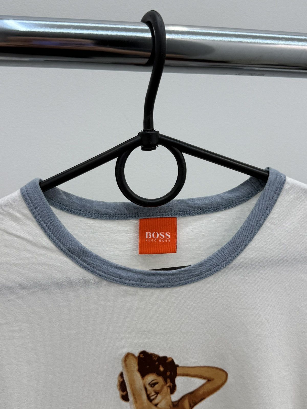 Hugo Boss Hugo Boss Vintage Naked Girl T Shirt Size US S / EU 44-46 / 1 - 3 Thumbnail