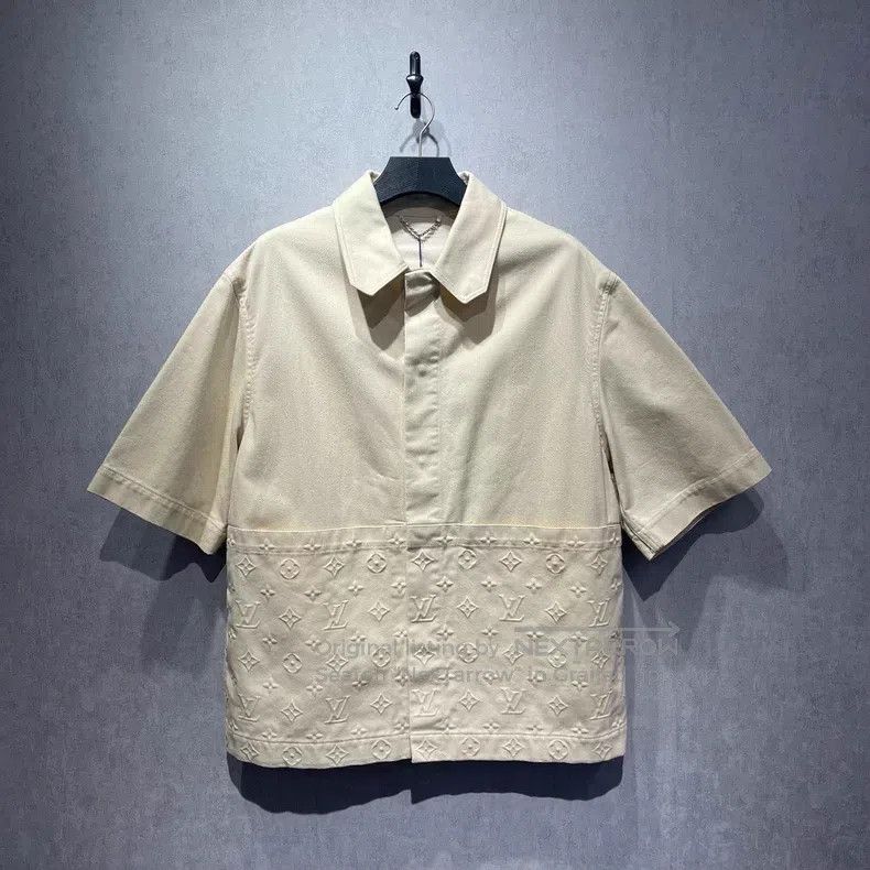 Louis Vuitton Louis Vuitton Monogram logo printed lumbering short sleeve Size US XXL / EU 58 / 5 - 1 Thumbnail