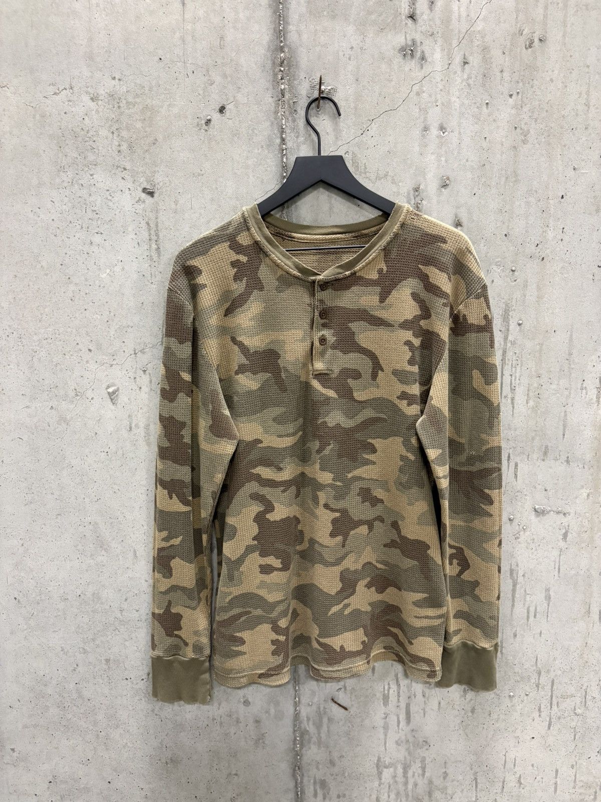 Vintage Vintage Camo Thermal Thrashed Faded Distressed Grunge Band Size US L / EU 52-54 / 3 - 1 Thumbnail
