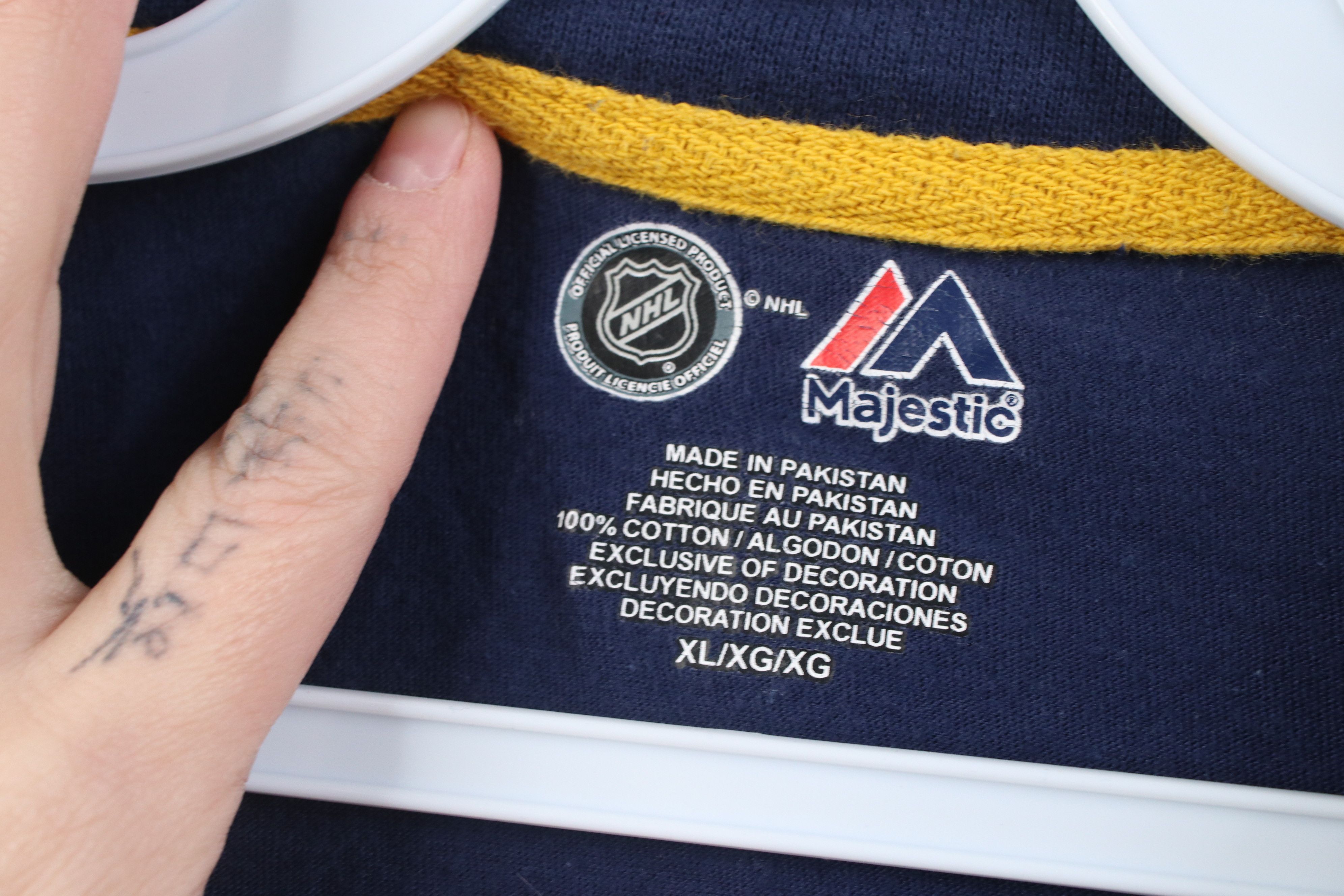 Majestic Vintage Y2K Majestic Sabres Hockey Long Sleeve T-Shirt Blue Size US XL / EU 56 / 4 - 8 Thumbnail