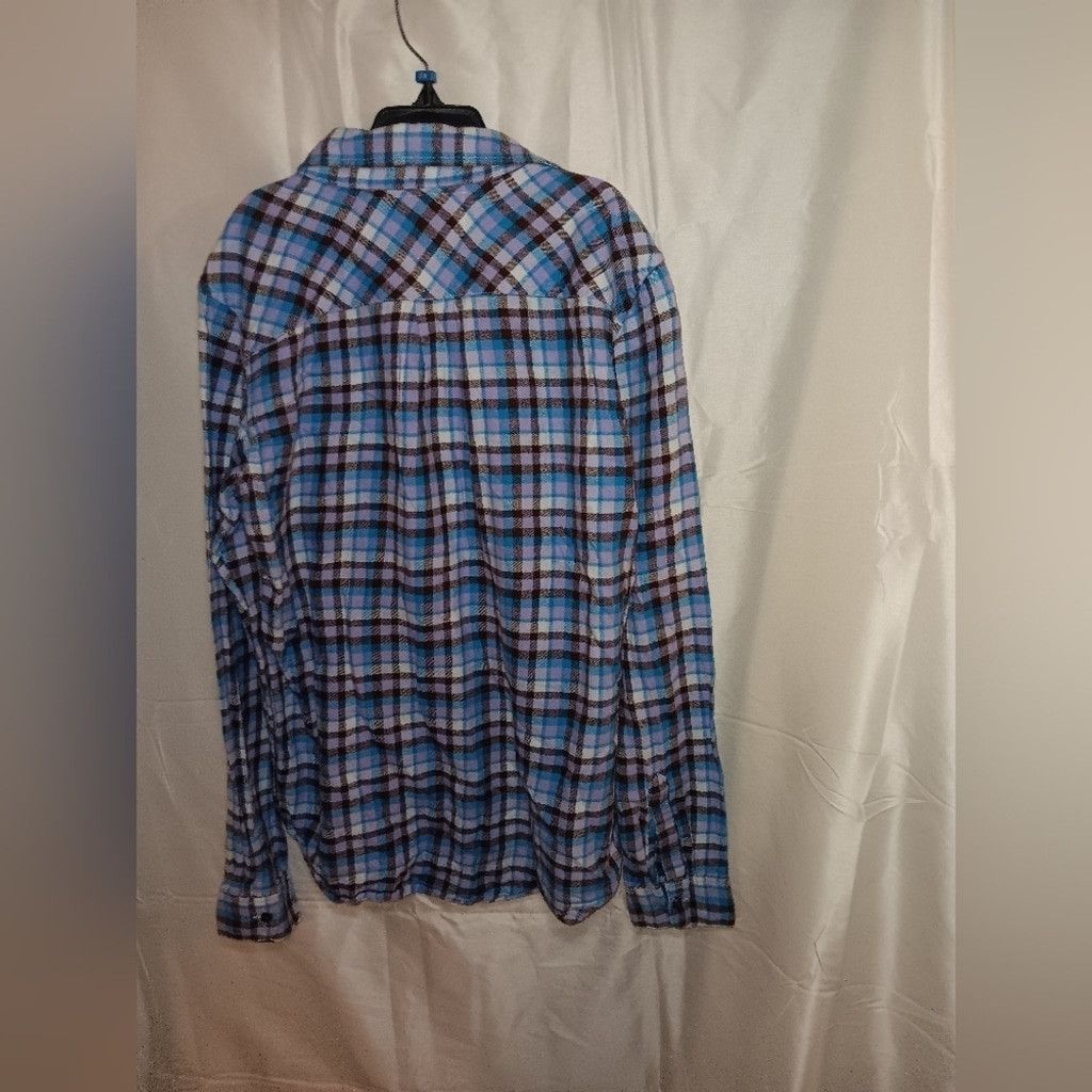 Comfort Colors Comfort Outfitters, ladies Flannel shirt, Size XL,euc Size XL / US 12-14 / IT 48-50 - 2 Thumbnail