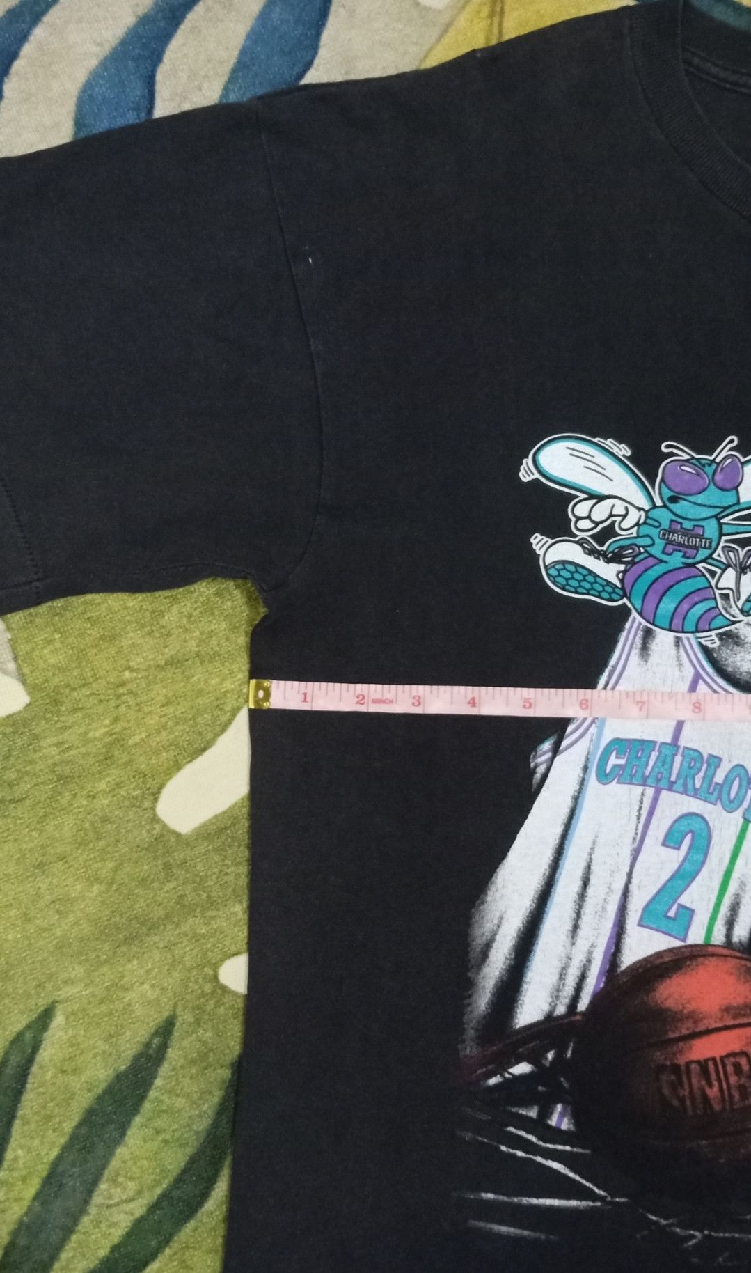 NBA Vintage 90s NBA Charlotte Hornets T-shirt Size US L / EU 52-54 / 3 - 22 Thumbnail