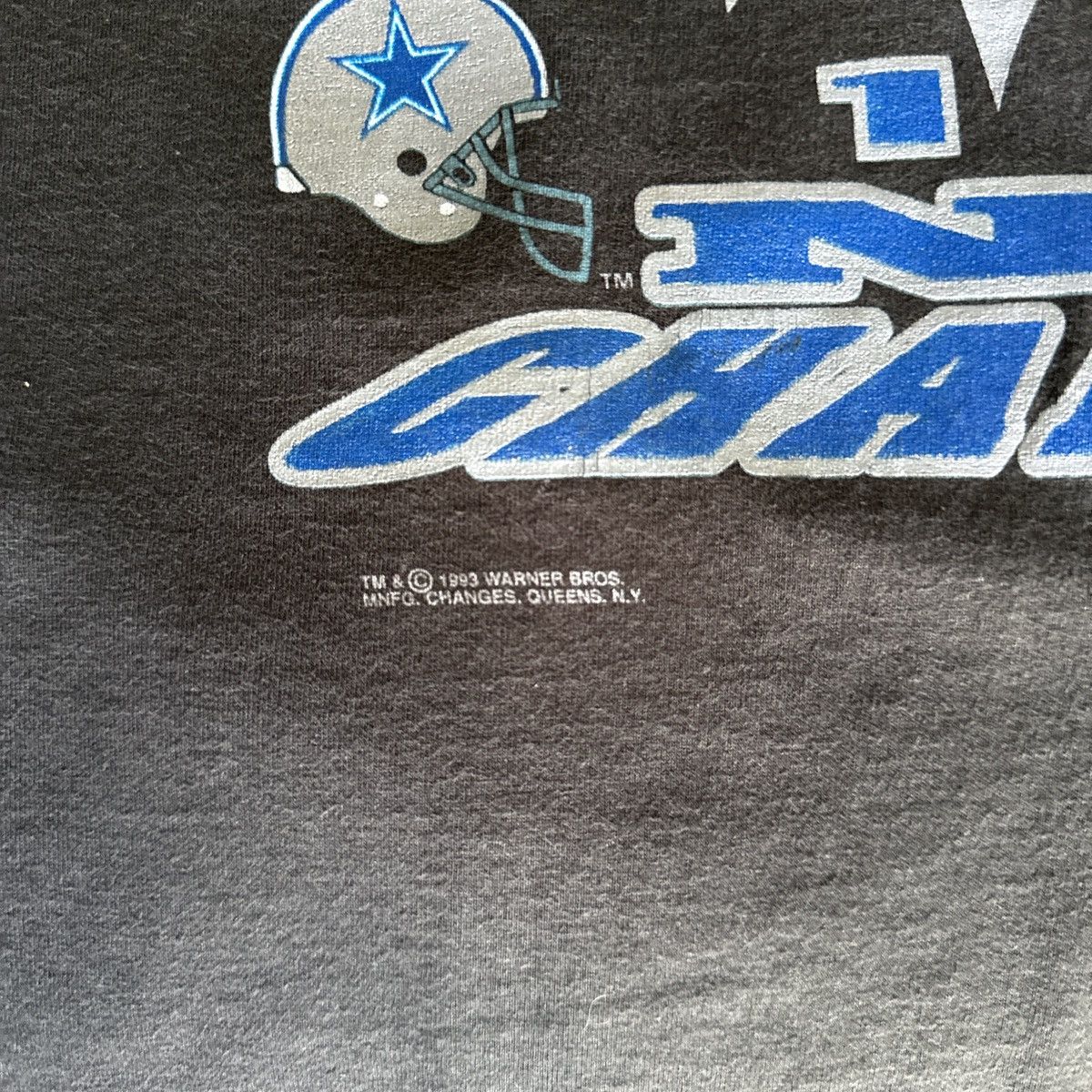 Warner Bros 1992 Dallas Cowboys x Looney Tunes Tee - Anvil Tag Size US XL / EU 56 / 4 - 3 Thumbnail