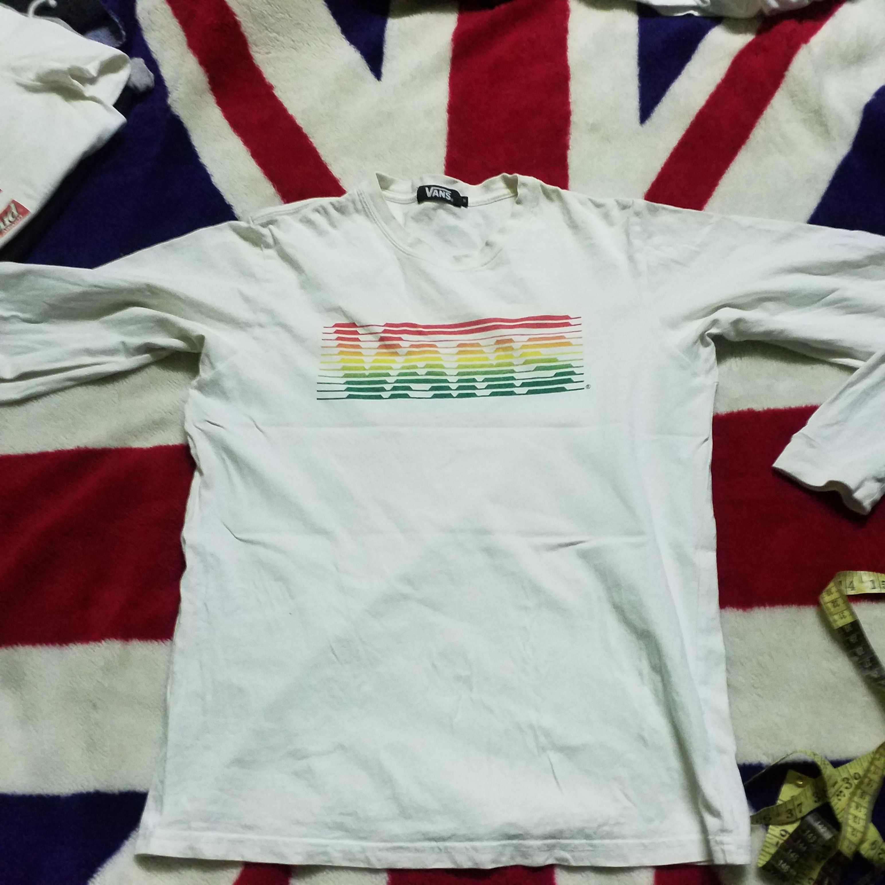 Vans VANS LONG SLEEVE Size US M / EU 48-50 / 2 - 1 Thumbnail