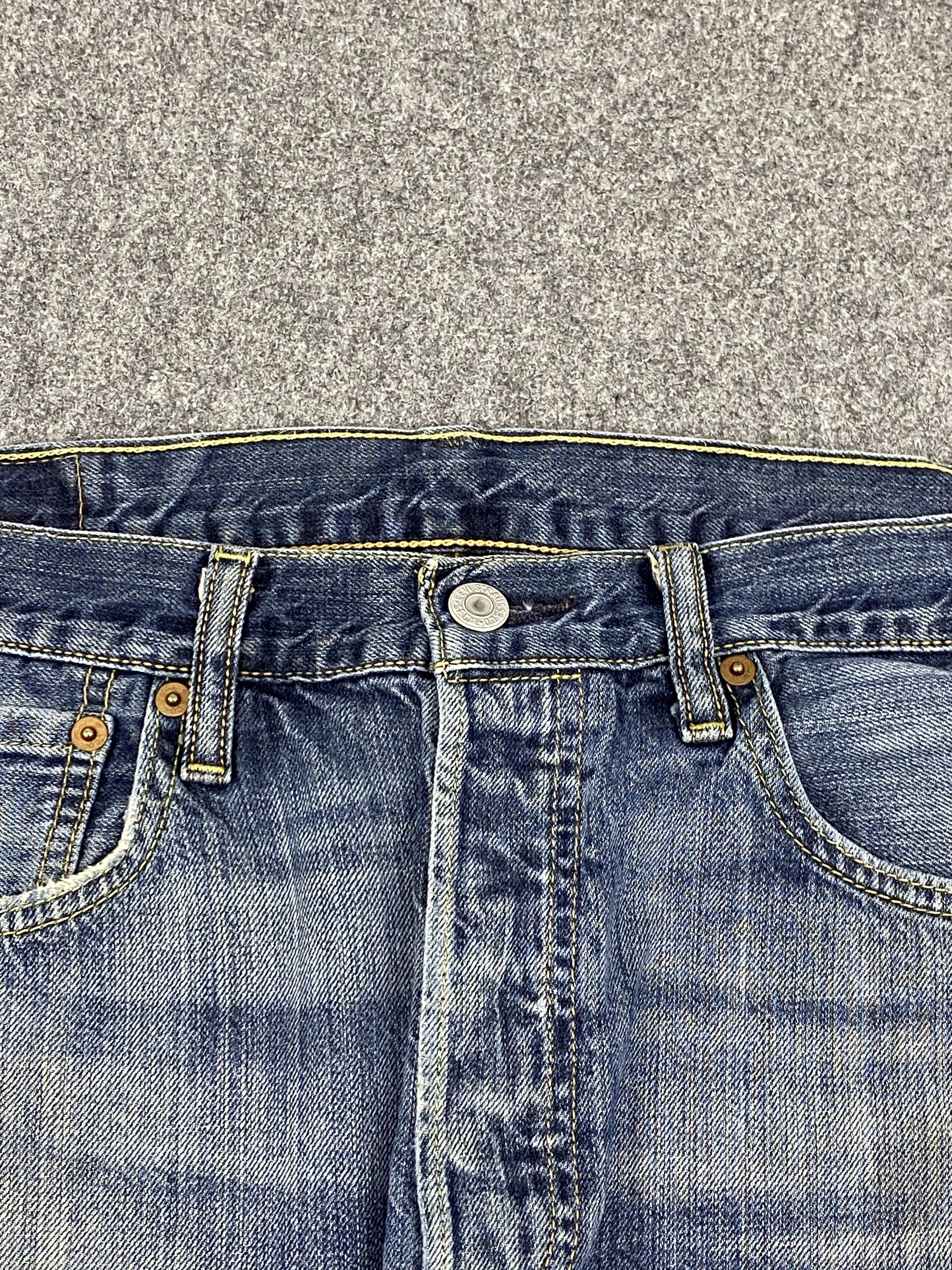 Levi's Distressed Vintage Levis 501 Denim Jeans DP2732 Size US 31 - 14 Thumbnail