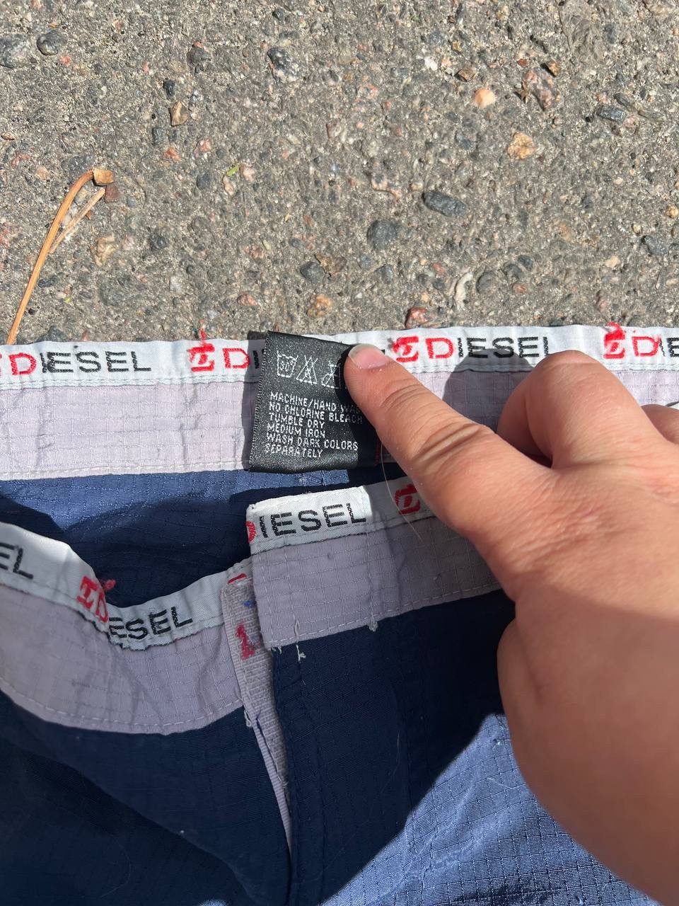 Diesel × Japanese Brand × Vintage Vintage Y2K Diesel 90s Baggy Nylon Cargo Pants Size US 32 / EU 48 - 7 Thumbnail