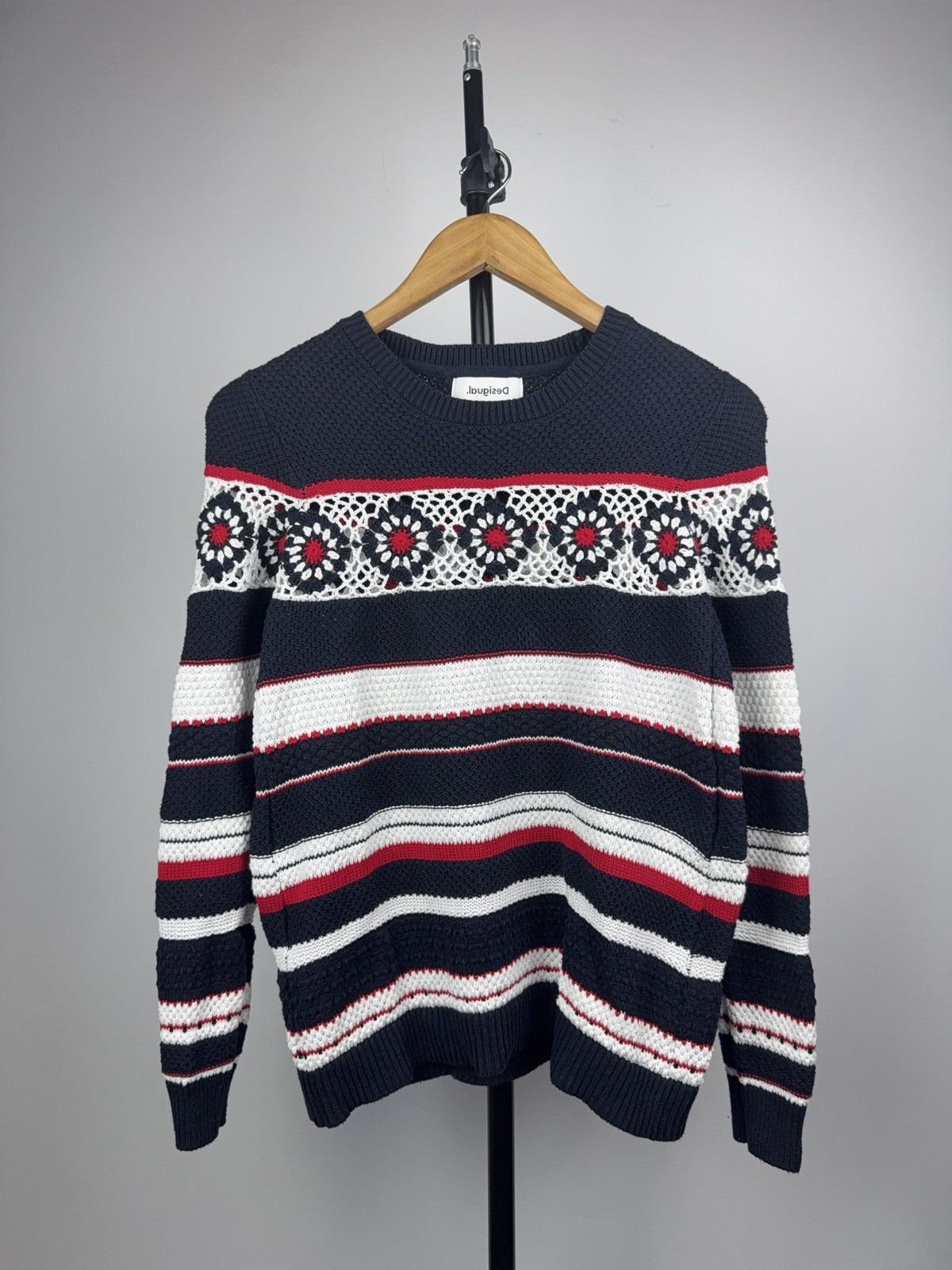 Desigual Avant Garde Y2K Desigual Crochet Floral Striped Knit Sweater Size S / US 4 / IT 40 - 1 Thumbnail