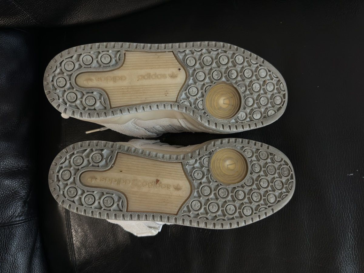 Adidas ADIDAS BAD BUNNY FORUM WHITE Size US 6 / IT 36 - 8 Thumbnail