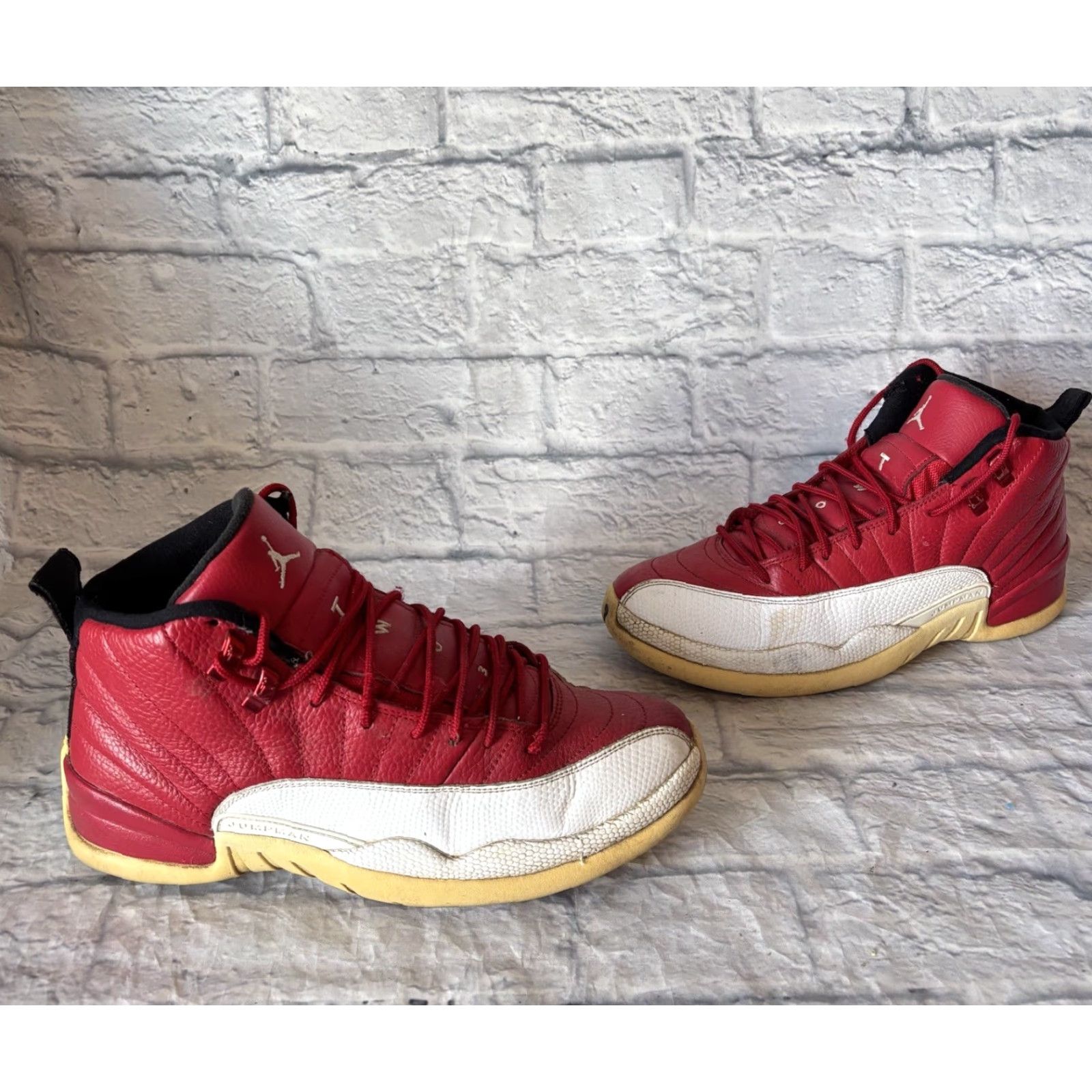 Nike Nike Air Jordan Retro 12 XII Gym Red 2016 130690-600 Size 10 DEFECT READ Mens Shoes Size US 10 / EU 43 - 2 Thumbnail