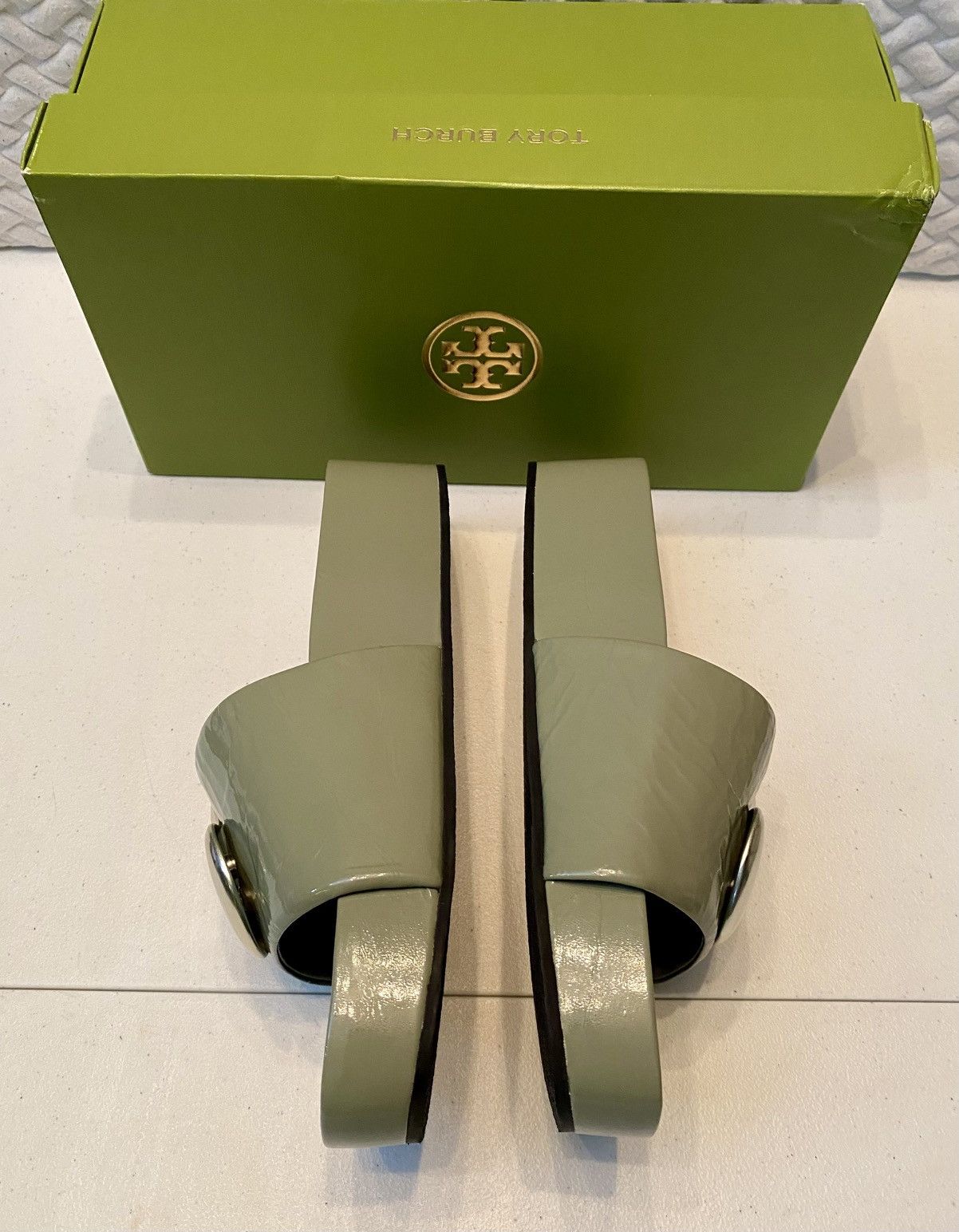 Tory Burch Tory Burch Patos Slide Crinkle Leather Metal Plate 10.5 NIB Size US 10.5 / IT 40.5 - 7 Thumbnail