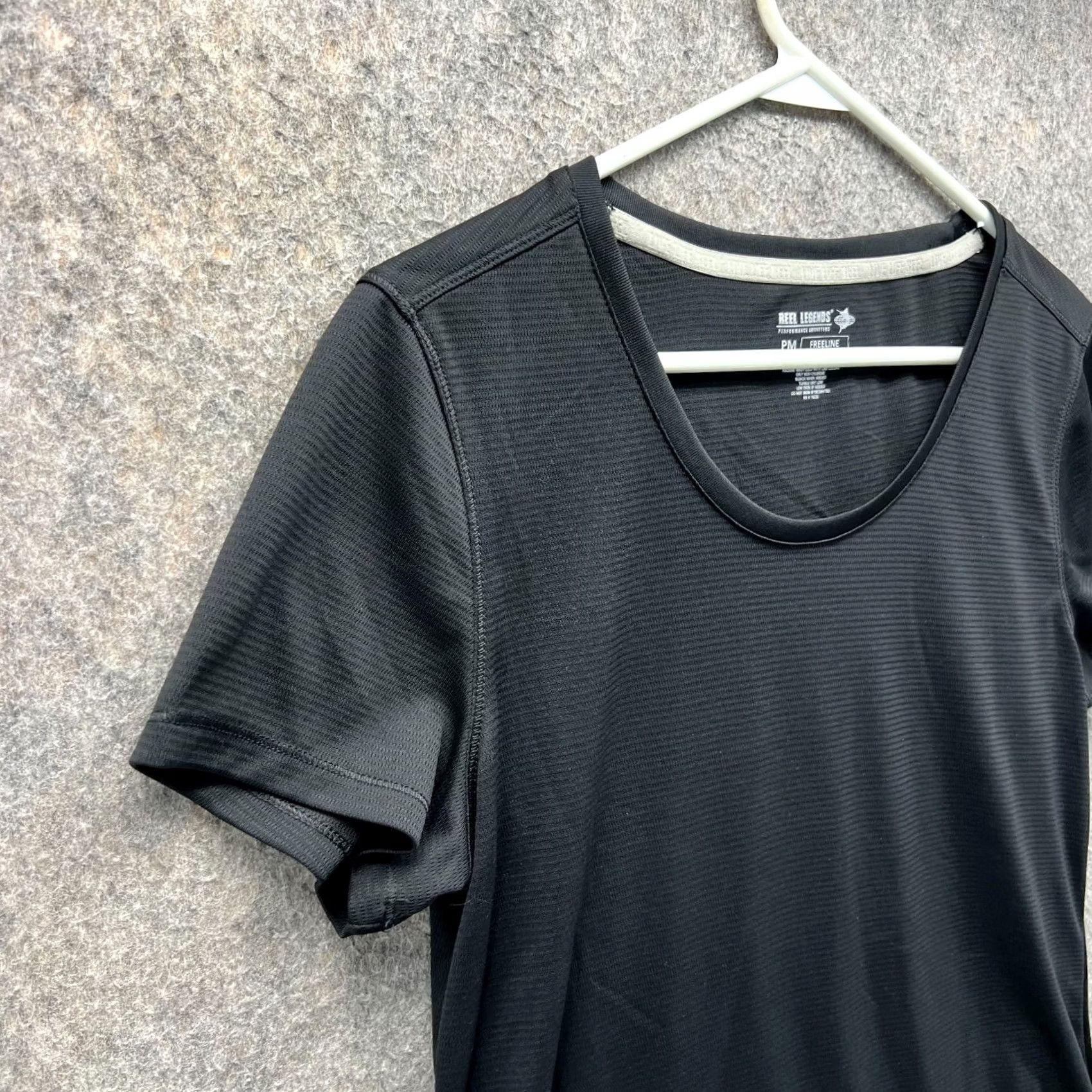 Vintage VINTAGE Reel Legends Shirt Women PM Black Polyester Jersey Short Sleeve Round Neck Classic All Seasons Mens? Size M / US 6-8 / IT 42-44 - 2 Thumbnail