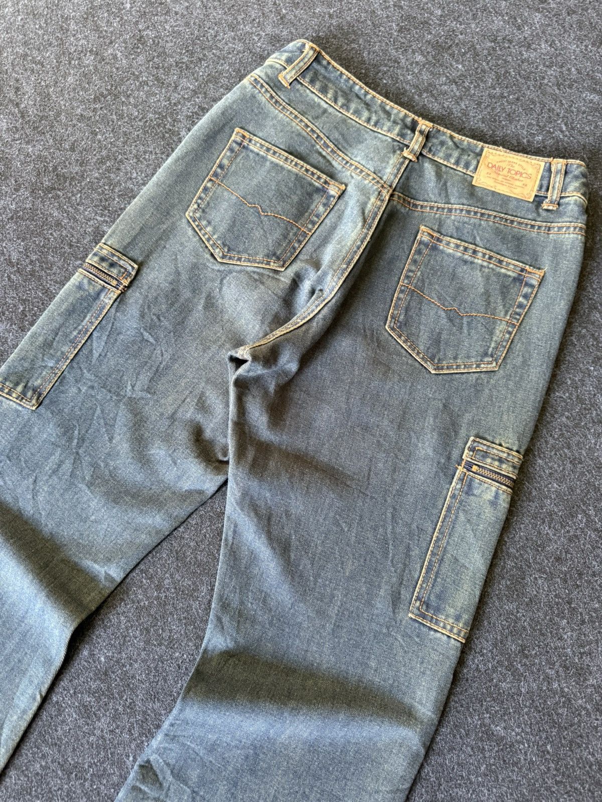 If Six Was Nine × Japanese Brand × Le Grande Bleu (L.G.B.) Daily Topics Japan Flare Cargo Faded Seam Jeans Size US 28 / EU 44 - 12 Thumbnail