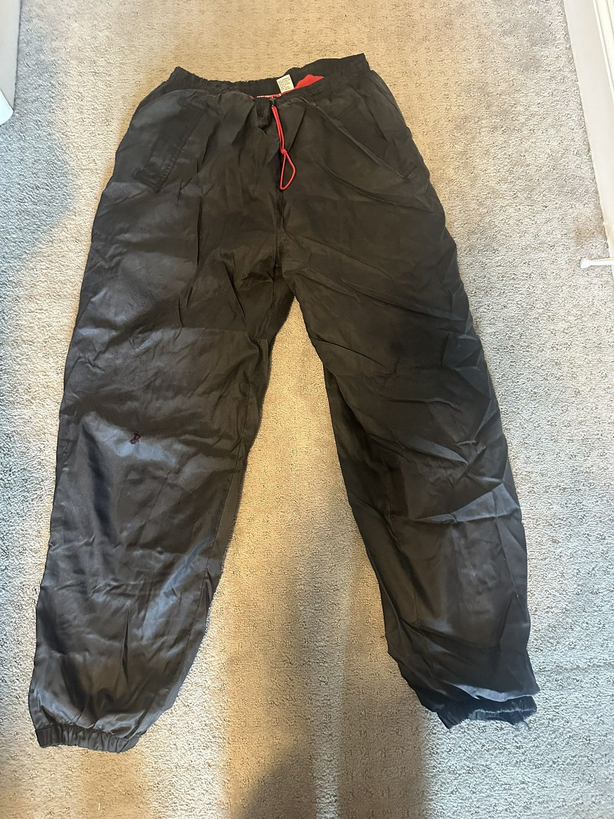 Marlboro Marlboro Fleece line Windbreaker Pants- Hole in Knee Size US 36 / EU 52 - 1 Thumbnail
