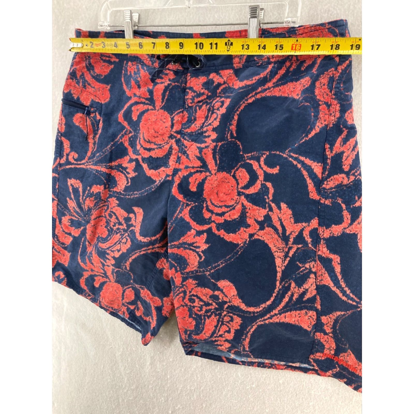 Patagonia Patagonia Swim Trunks Mens Large Lined Board Shorts Floral 38 Blue 100% Nylon Polyester Size US 33 - 2 Thumbnail