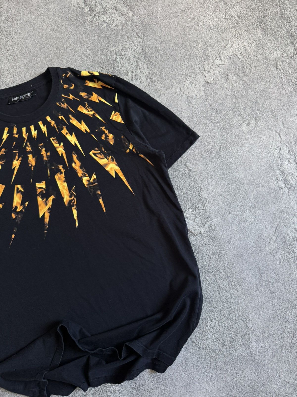 Neil Barrett Neil Barett L lightning bolt ⚡️ printed tshirt tee shirt Size US L / EU 52-54 / 3 - 4 Thumbnail