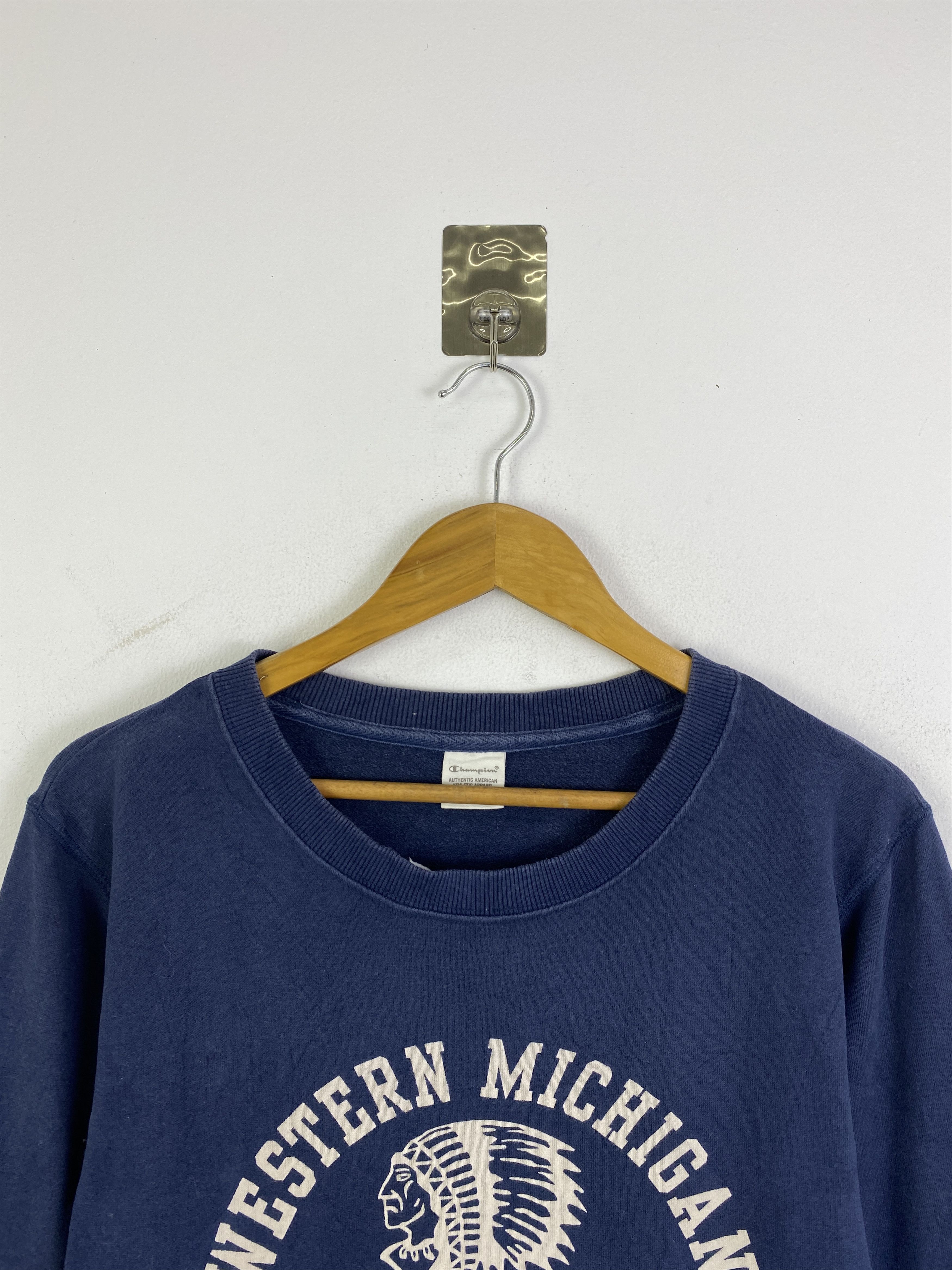 Champion Vintage Champion Wording Pullover Jumper Sweatshirt SH0321 Size US L / EU 52-54 / 3 - 2 Thumbnail