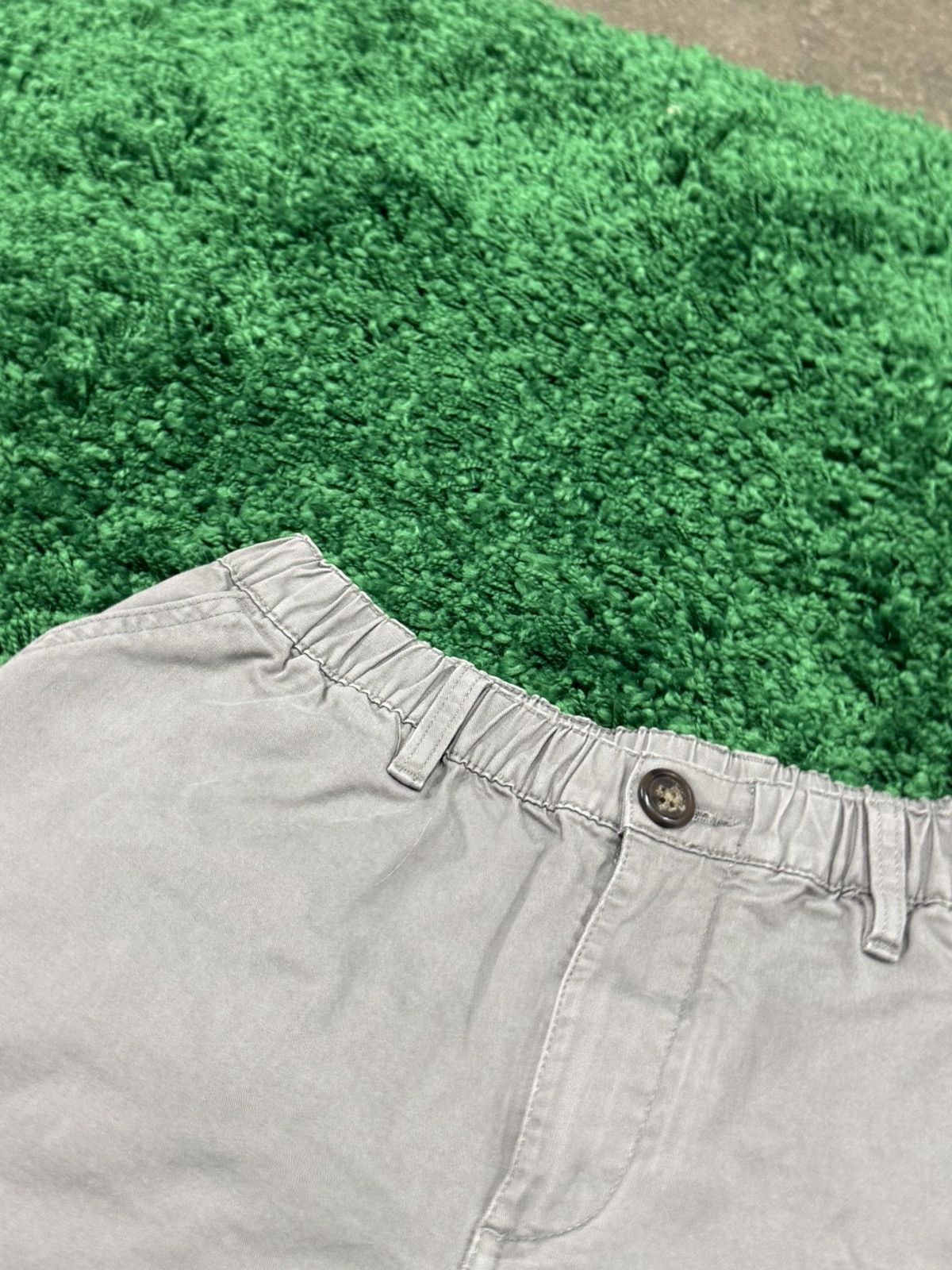 Chubbies Chubbies Grey Button Chino Shorts Medium 7 Inch Inseam Size US 32 / EU 48 - 3 Thumbnail
