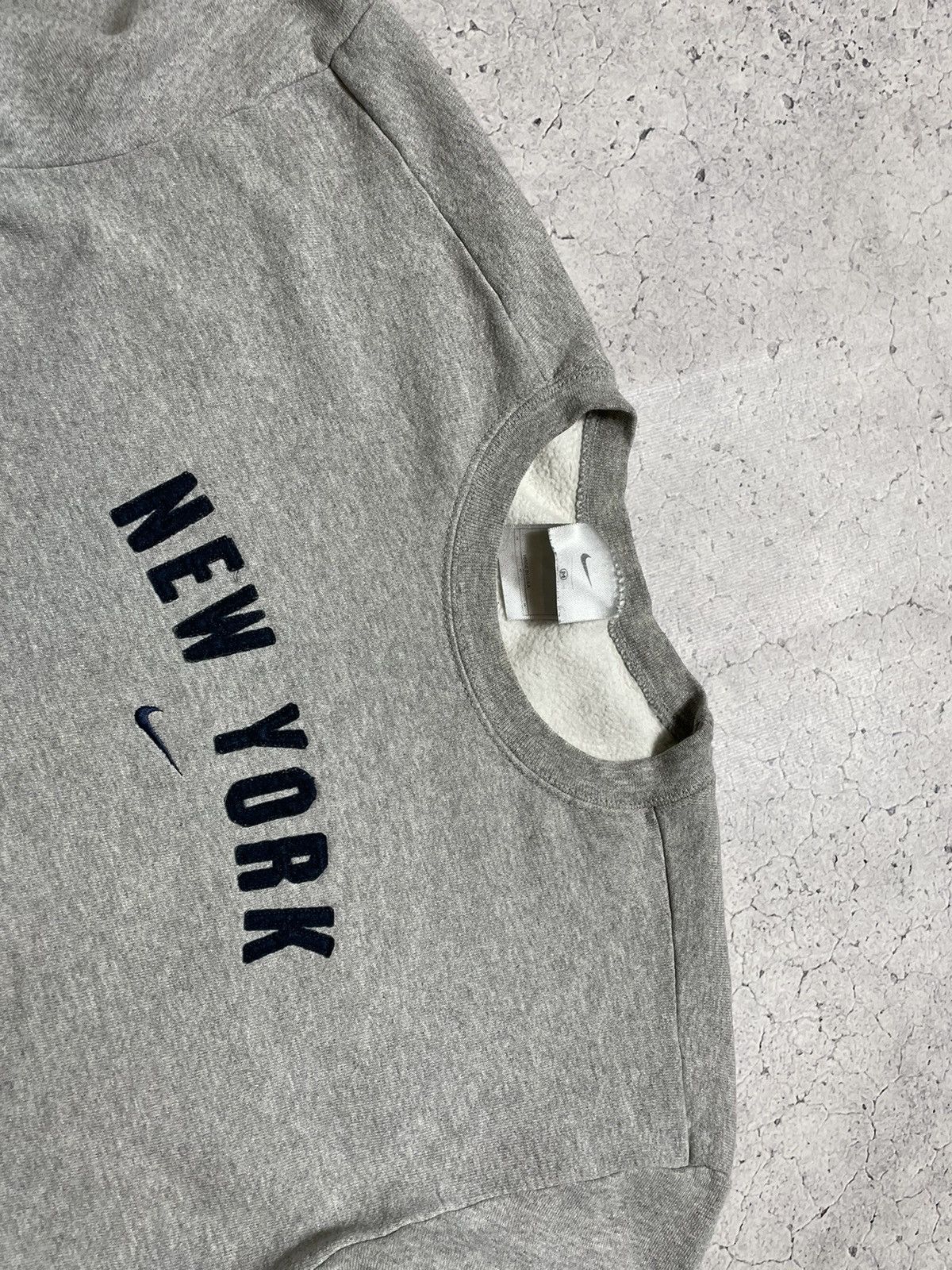Nike Vintage Nike New York Swoosh Sweatshirt Retro Made In USA Size US M / EU 48-50 / 2 - 5 Thumbnail