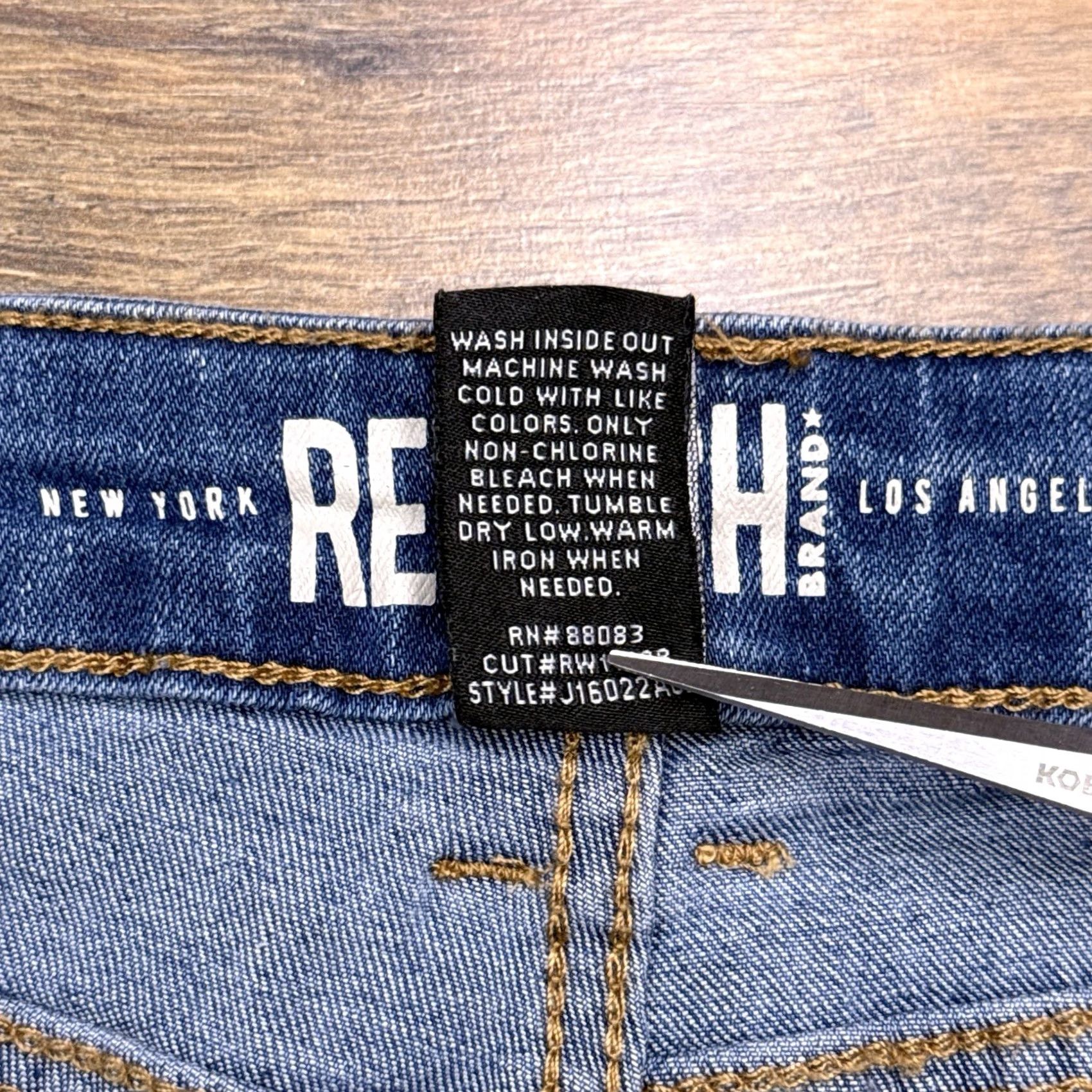 Vintage Rewash Jeans Main Point City High Rise Mom 3 26 Distressed Stretch Denim 26 in 5-Pocket Womens Girls Size 26" / US 2 / IT 38 - 7 Thumbnail