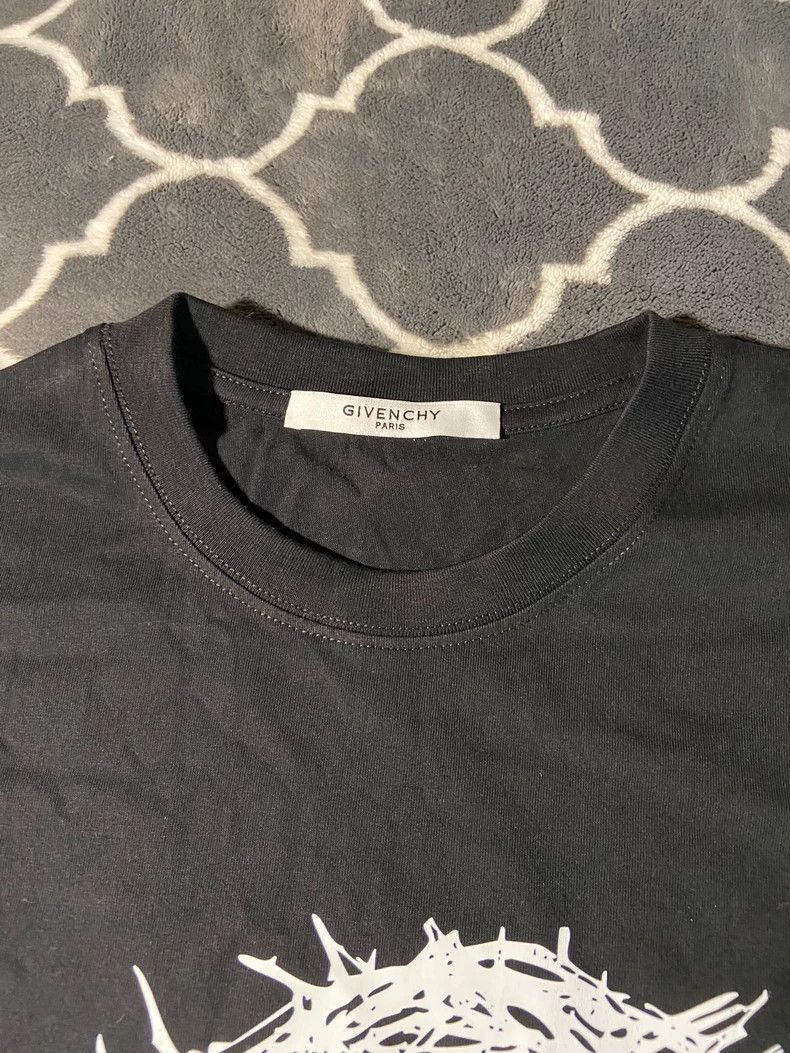 Givenchy Givenchy Short Sleeve T-Shirt Size US L / EU 52-54 / 3 - 2 Thumbnail