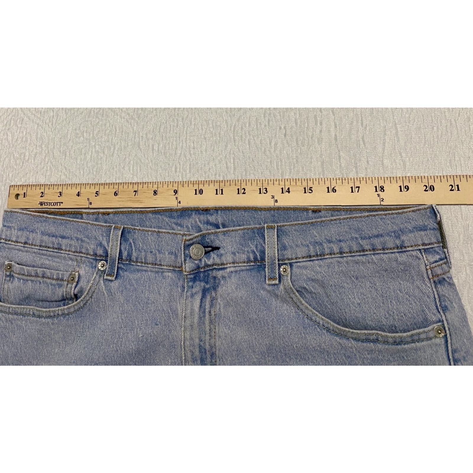 Levi's VINTAGE Levi's 505 Jeans Regular Fit Men's 40x29 Blue Light Wash Denim 5-Pocket USA 90s Size US 40 / EU 56 - 4 Thumbnail