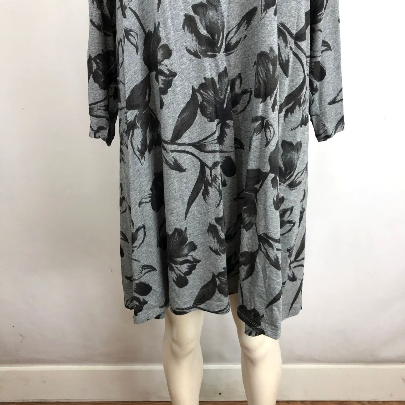 Vintage VINTAGE? No. (Skip) Pure Jill floral print ballet sleeve tunic dress Gray 3XL Women Long Sleeve dress? Size XXL / US 16-18 / IT 52-54 - 3 Thumbnail
