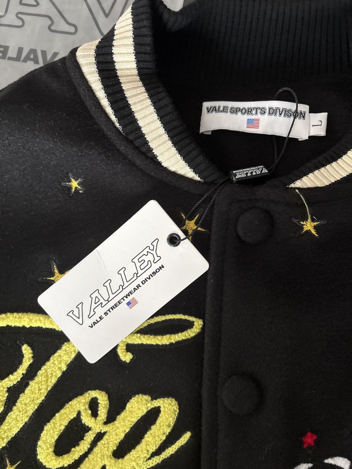 Vale Vale black golf varsity jacket valley Size US L / EU 52-54 / 3 - 10 Thumbnail