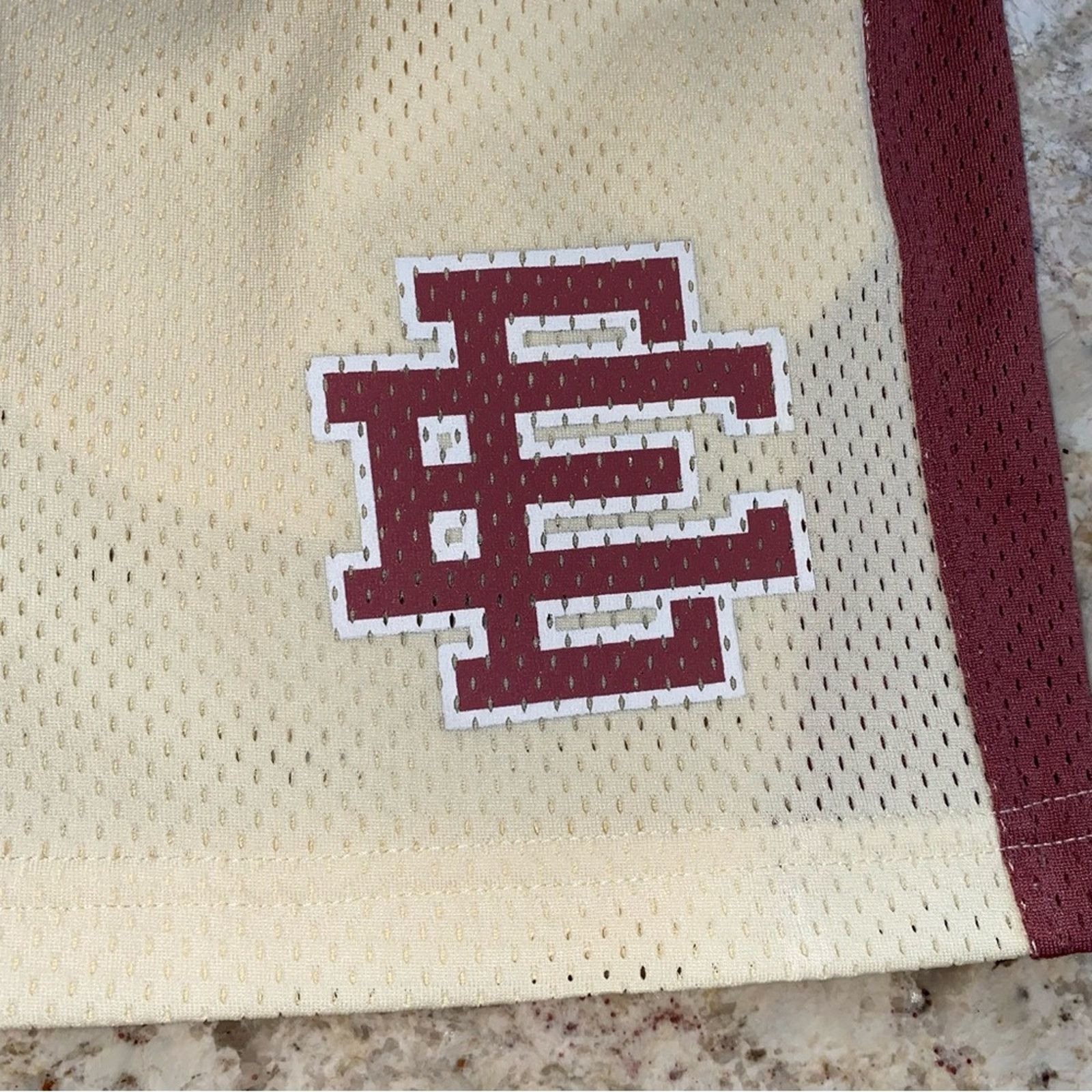 Eric Emanuel Eric Emanuel Basic Shorts Burgundy Cream Colorway Short S Size US 28 / EU 44 - 4 Thumbnail