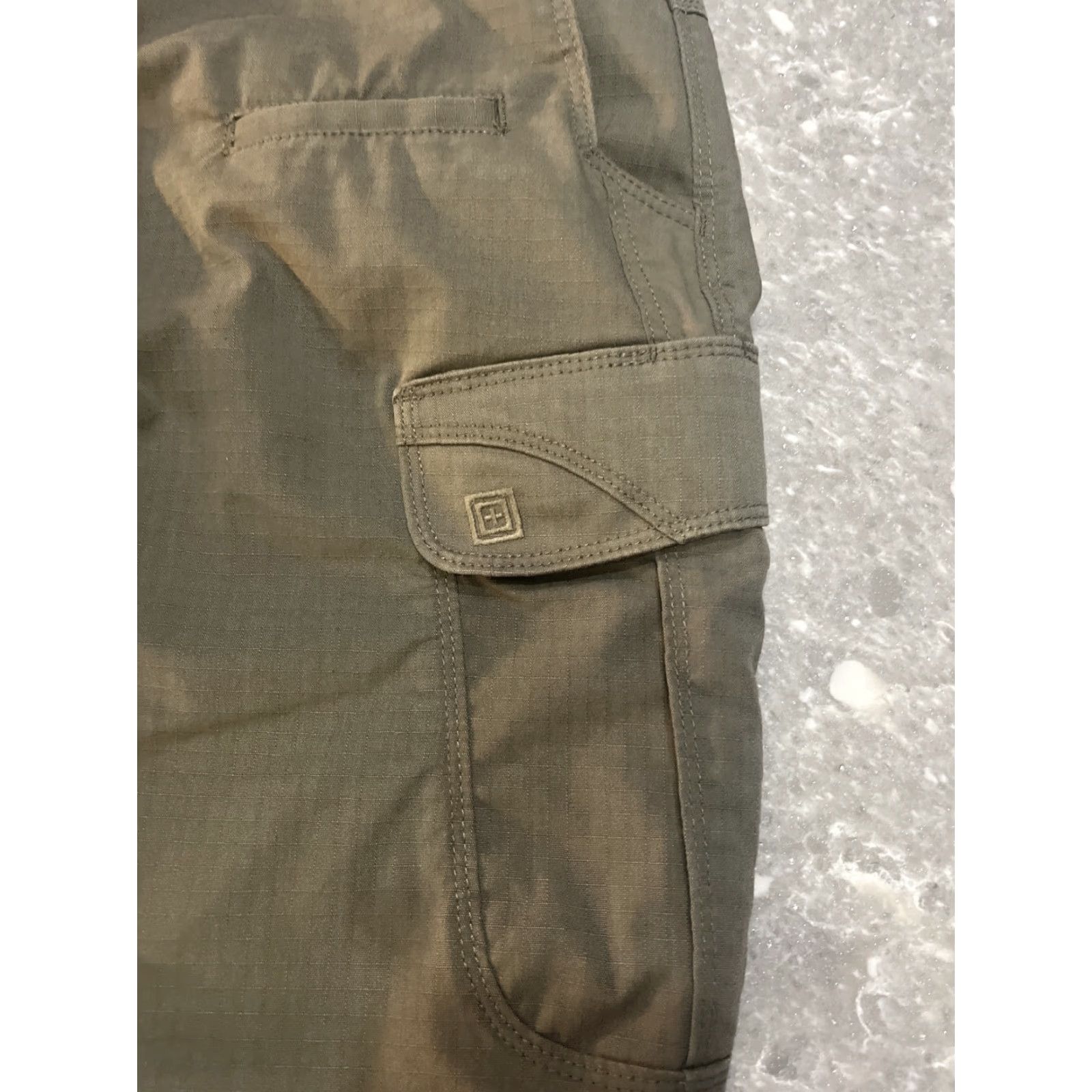 Vintage 5.11 Tactical Taclite Pants Cargo Olive Green 42x34 Men Regular Straight Pockets Belt Loops Zip Cotton Polyester Ripstop Military Utility Size US 42 / EU 58 - 2 Thumbnail