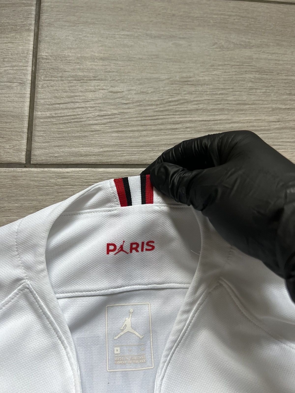 Nike AUTHENTIC PSG JERSEY MARCO VERRATTI SMALL 2018 Size US S / EU 44-46 / 1 - 8 Thumbnail