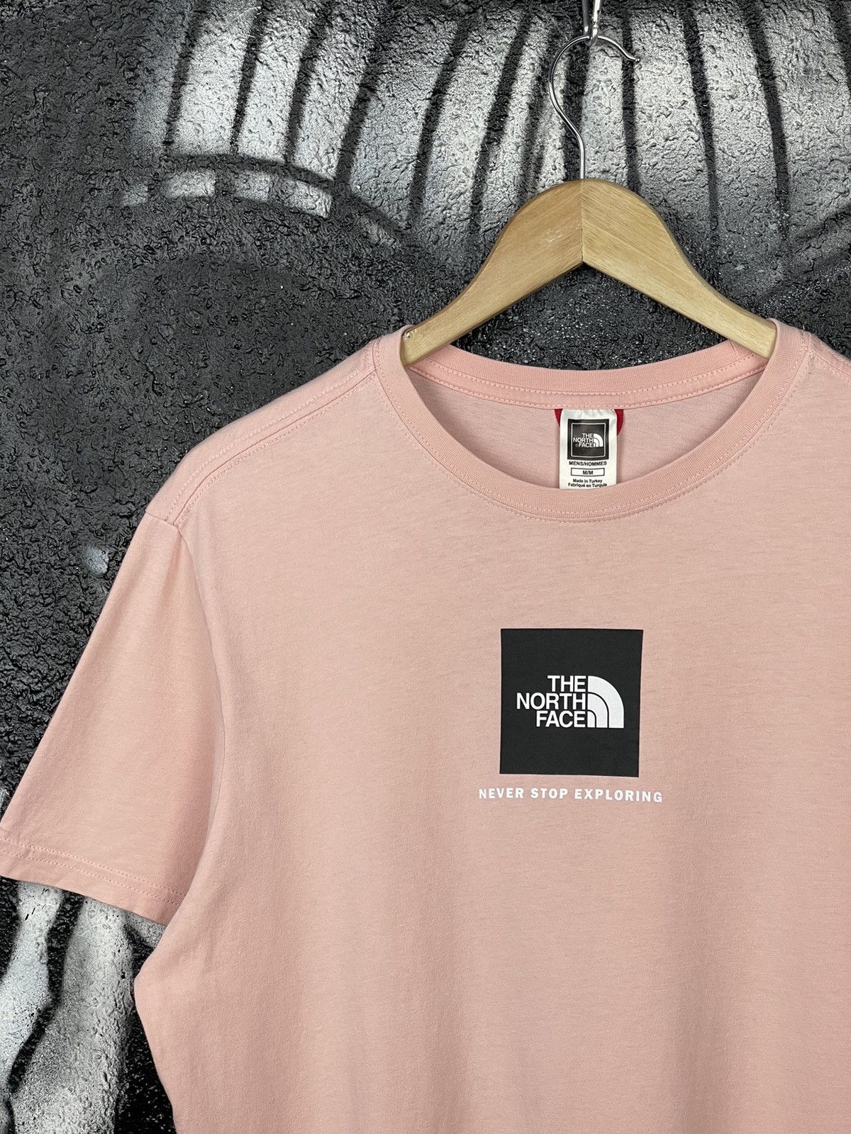 The North Face The North Face Box Logo Pink T-Shirt Men’s Size Large Size US L / EU 52-54 / 3 - 2 Thumbnail