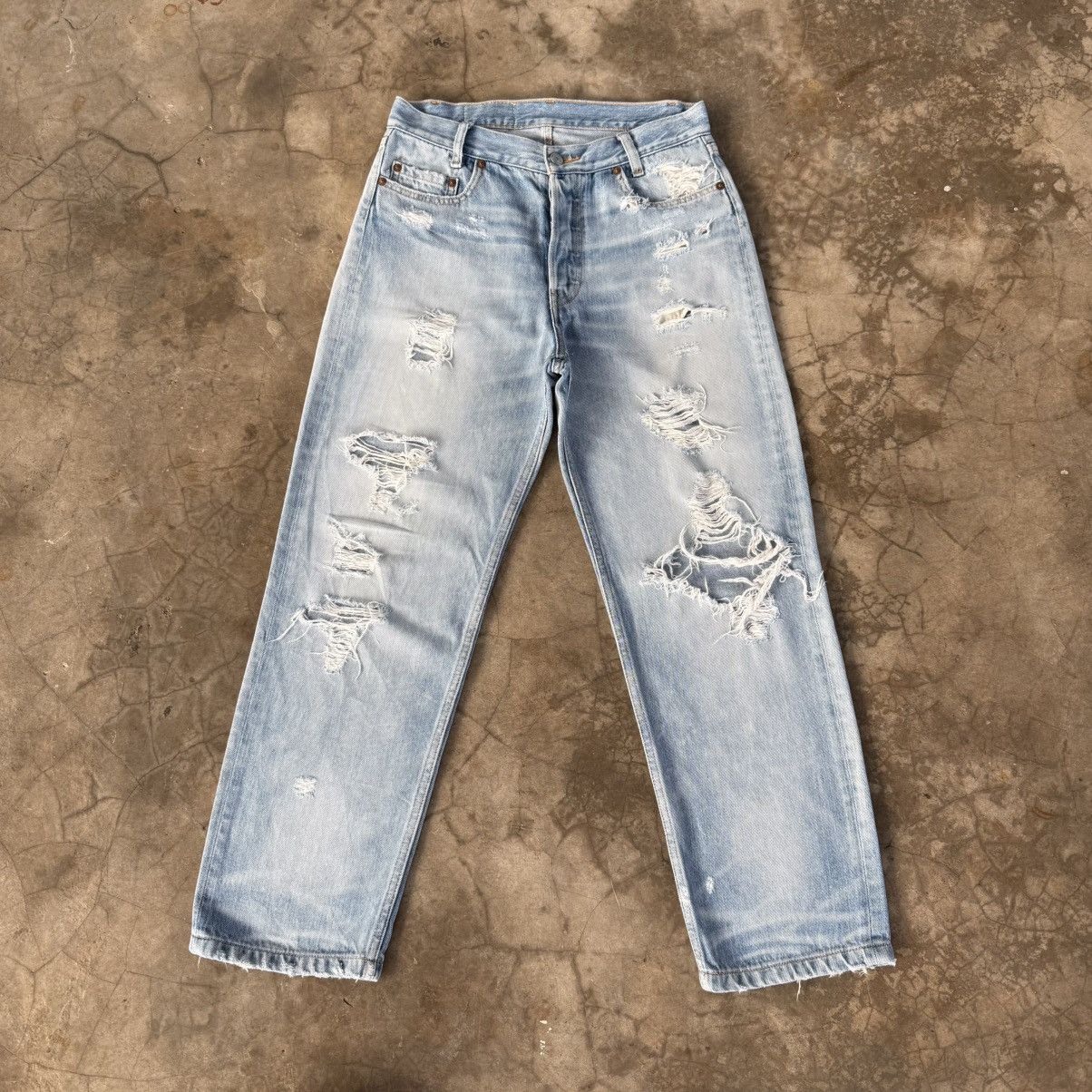Japanese Brand W30x26.5 Vintage RNA INC ButtonFly Distressed Denim Jean Size US 30 / EU 46 - 2 Thumbnail