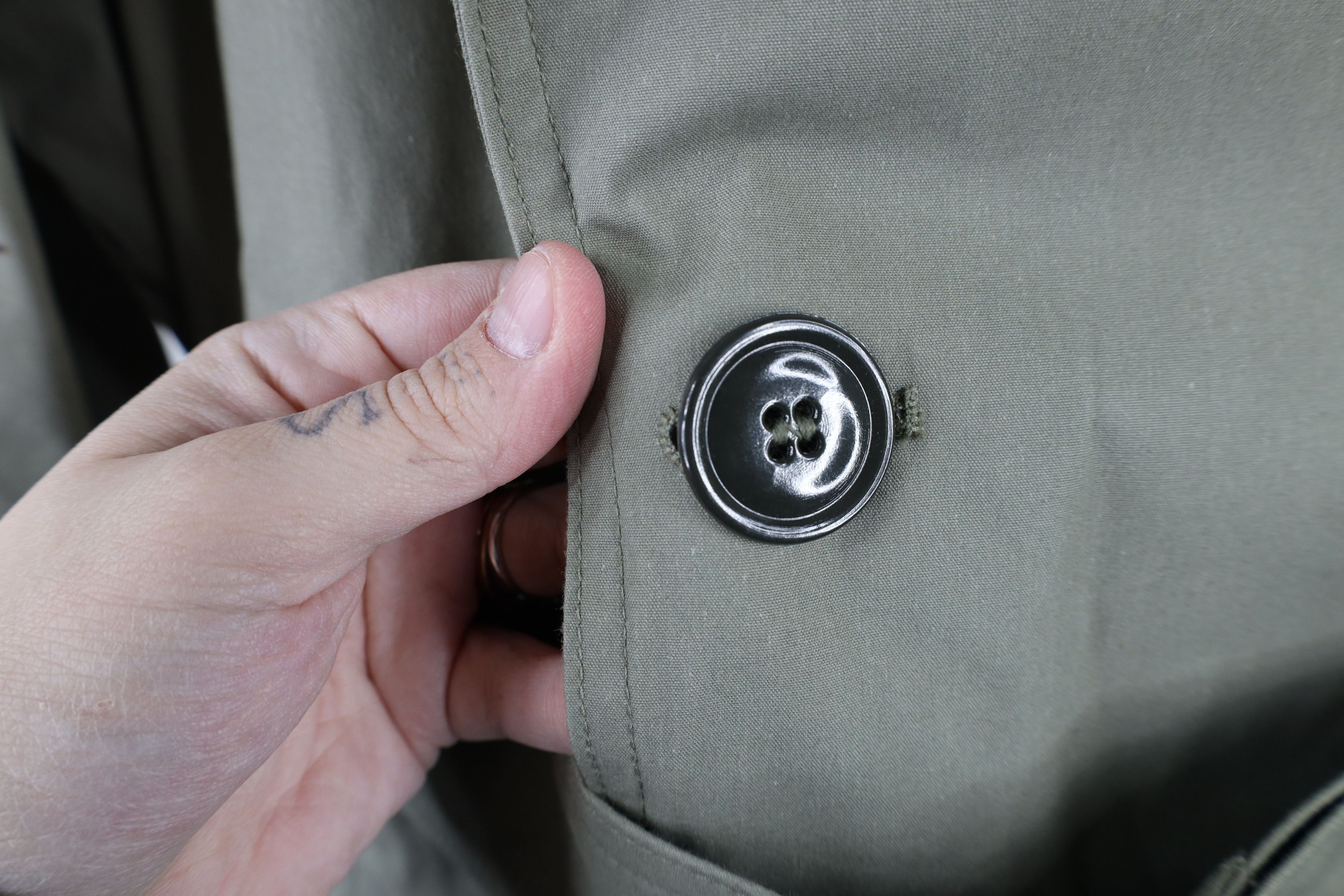 Vintage Vintage 90s Military Trench Coat Rain Jacket Pewter USA Size US L / EU 52-54 / 3 - 8 Thumbnail