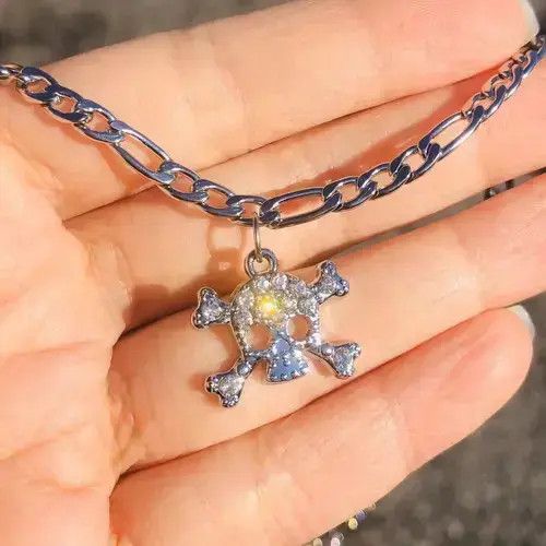 VIBE Rhinestones Crystal cross Skull Figaro Chain Choker Size ONE SIZE - 1 Thumbnail